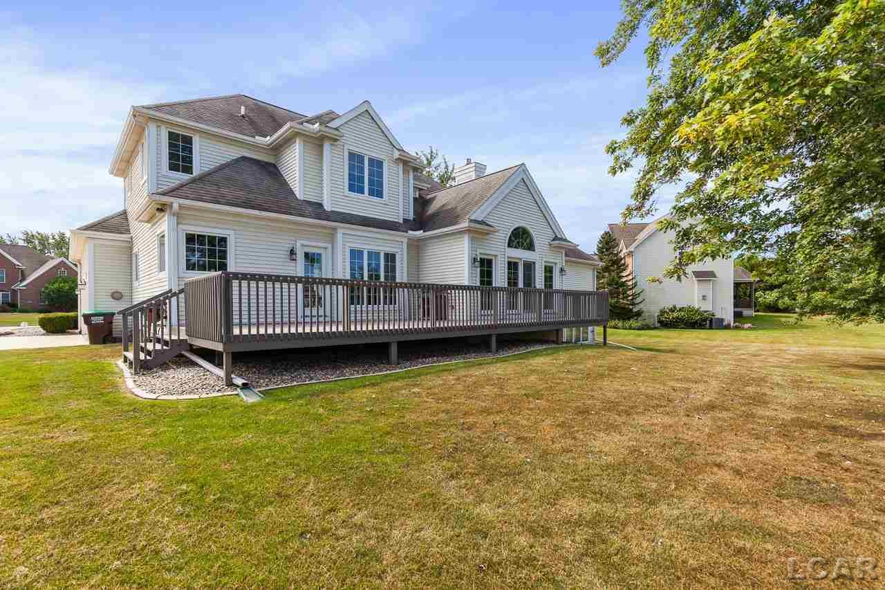 1254 Berkshire Ct