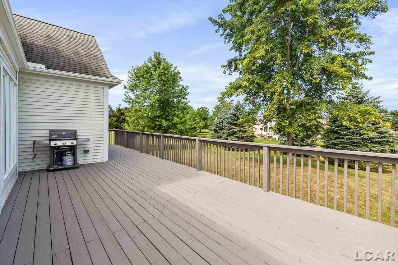 1254 Berkshire Ct
