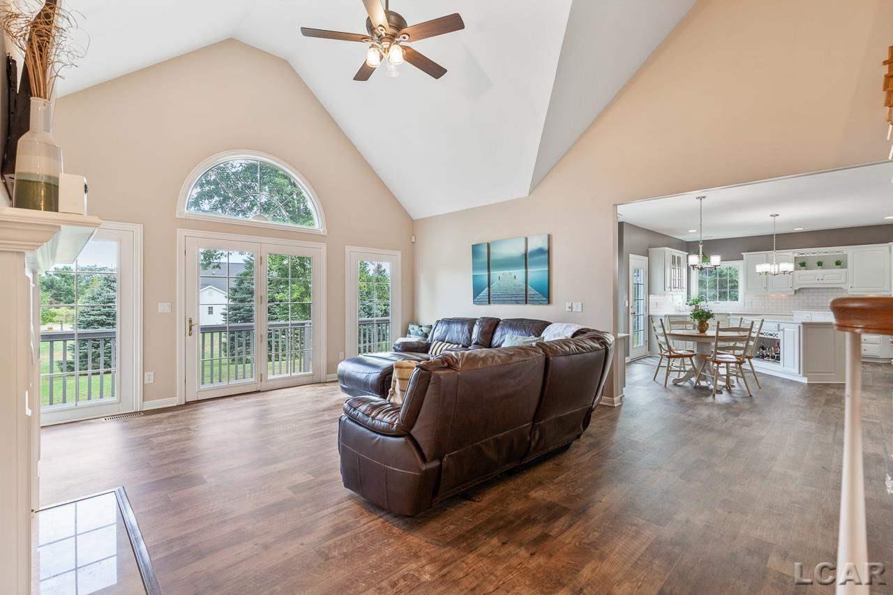 1254 Berkshire Ct
