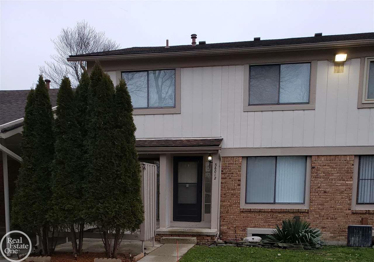 36012 Bainbridge, Clinton Township, MI 48035