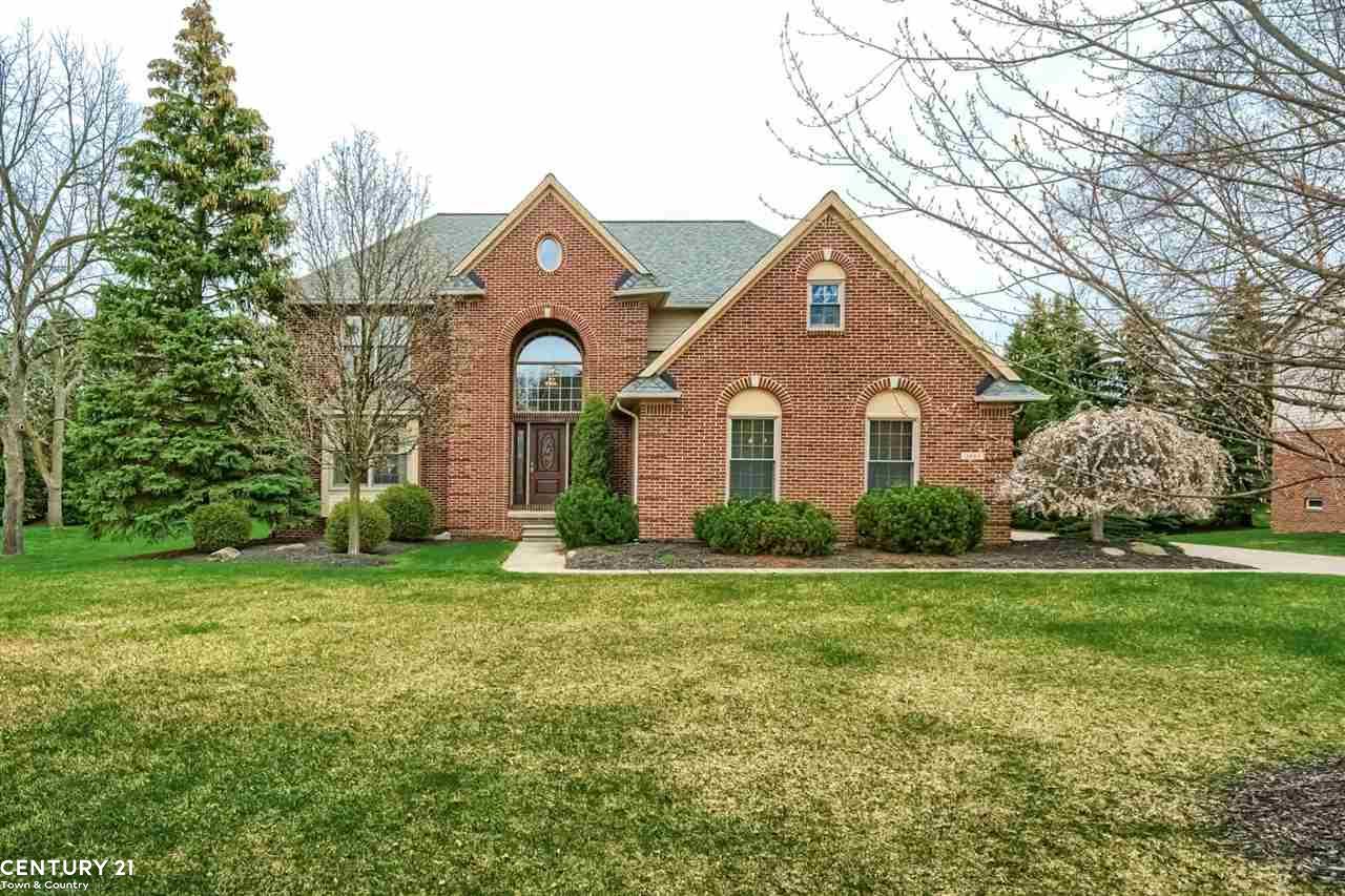 3945 Red Root, Orion Twp, MI 48306