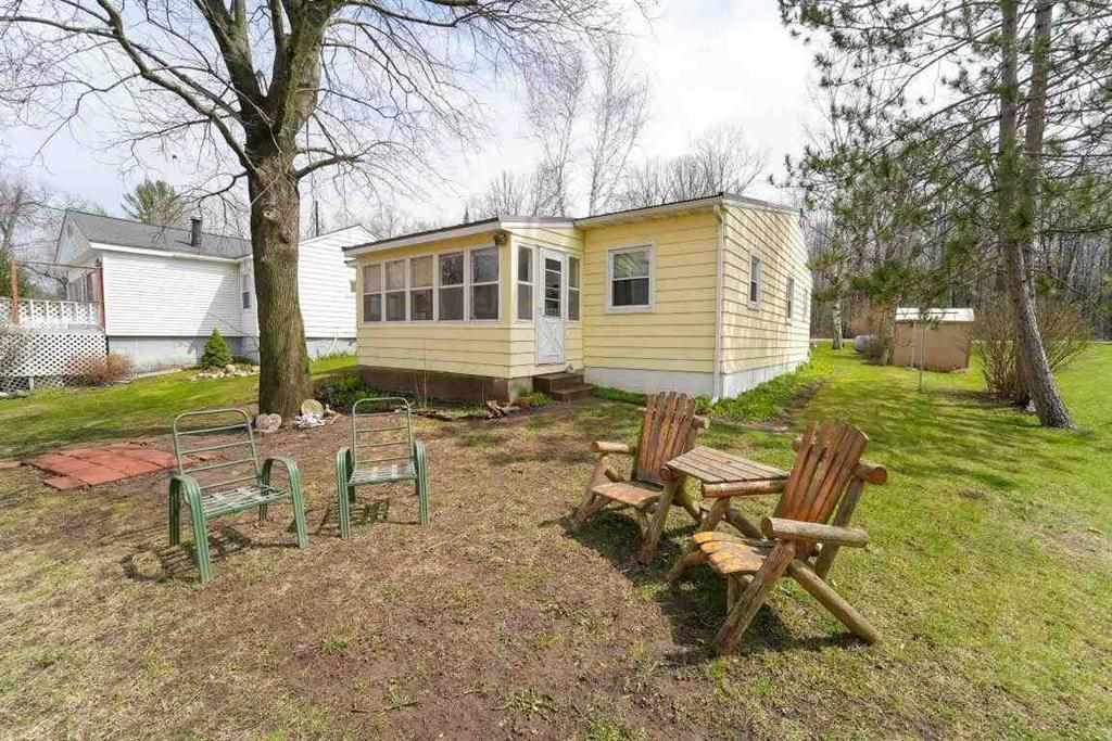 3085 Whitney Beach Rd