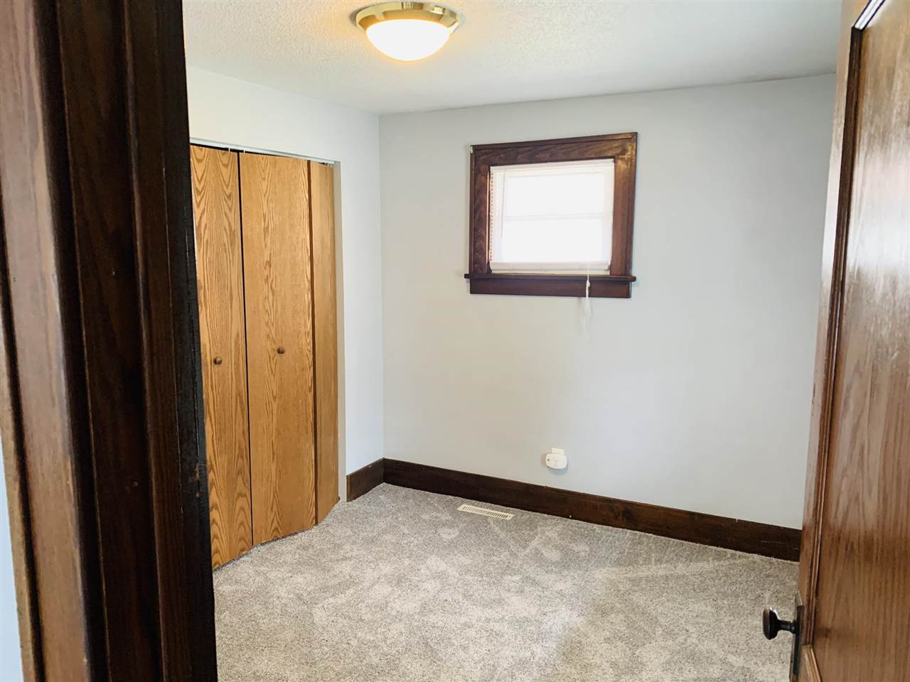 1612 W Union