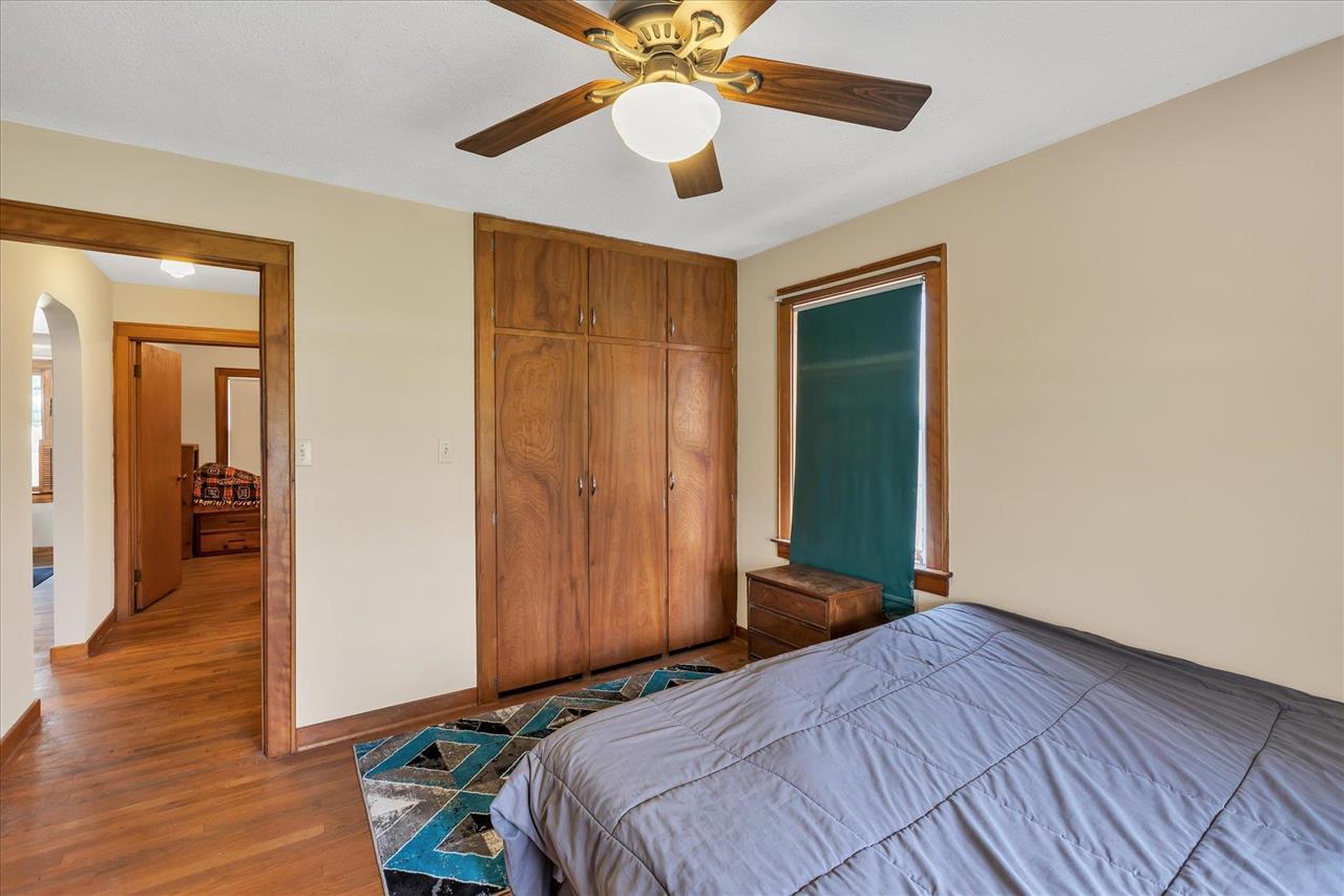 325 Third Street