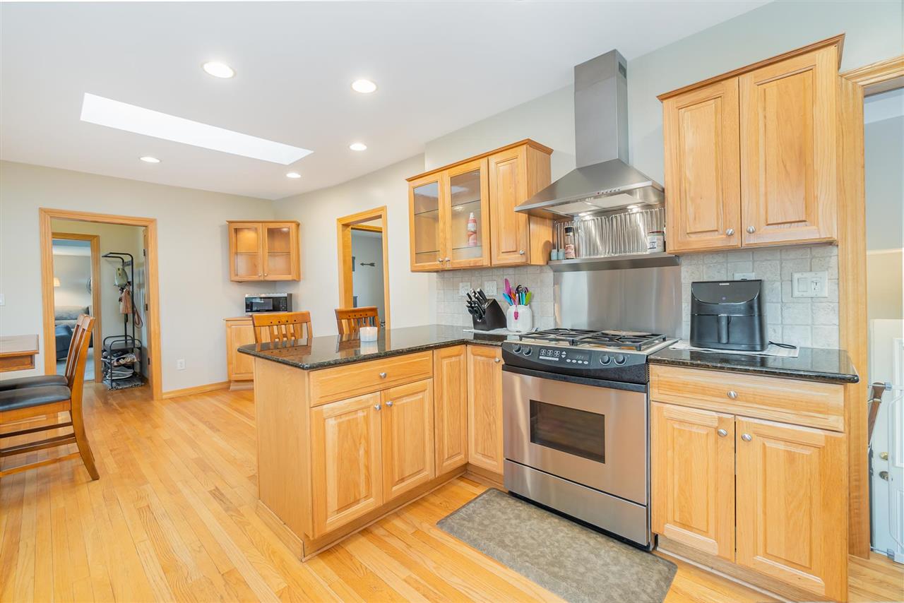 2190 Shattuck Rd