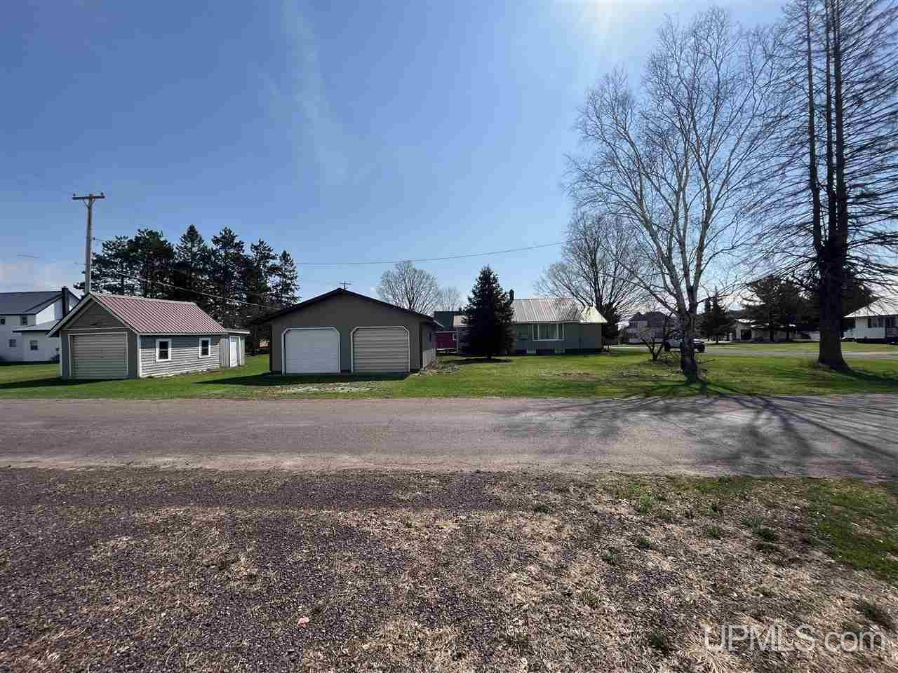 303 Pine