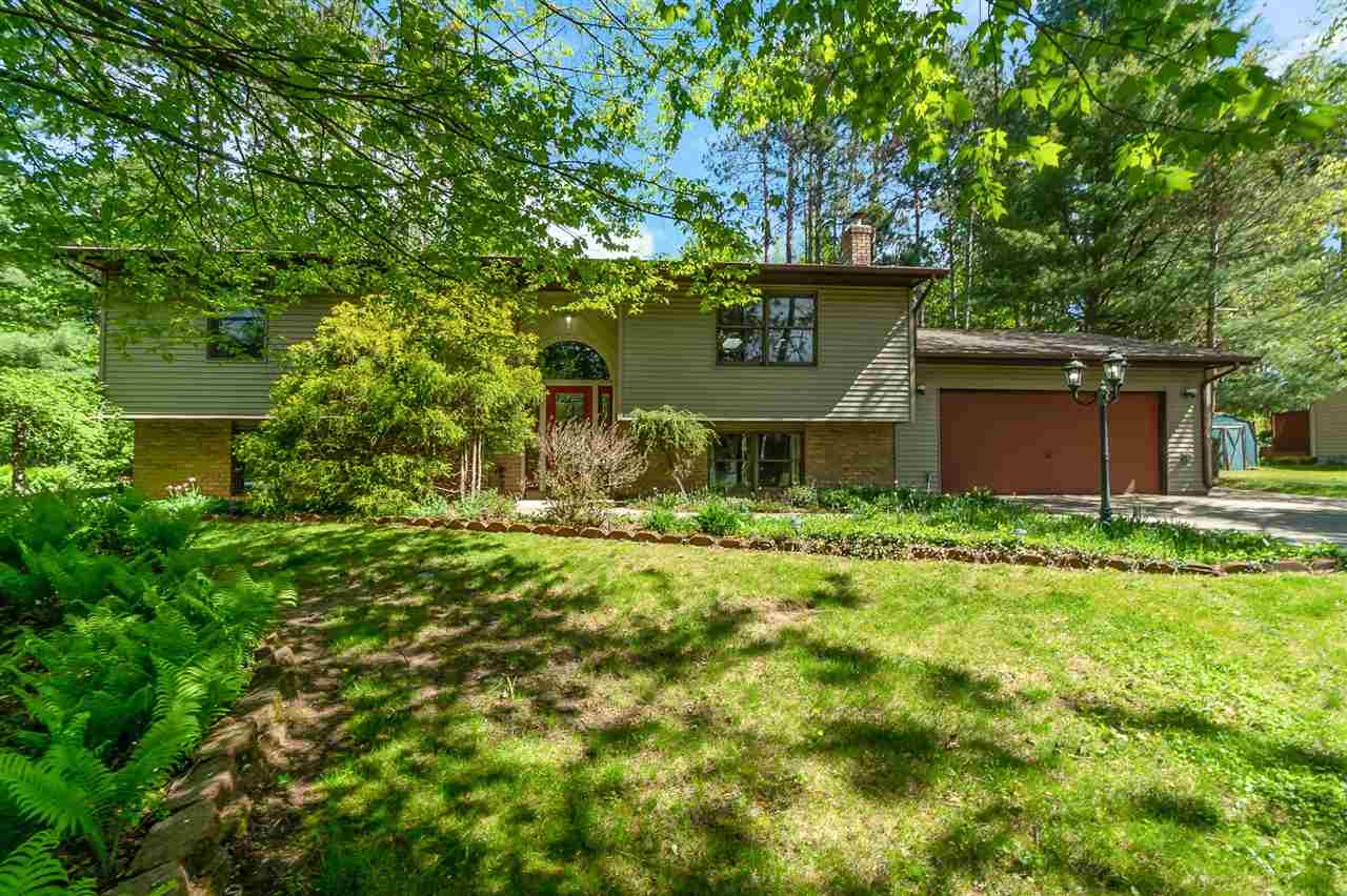 3387 E Ryan Dr
