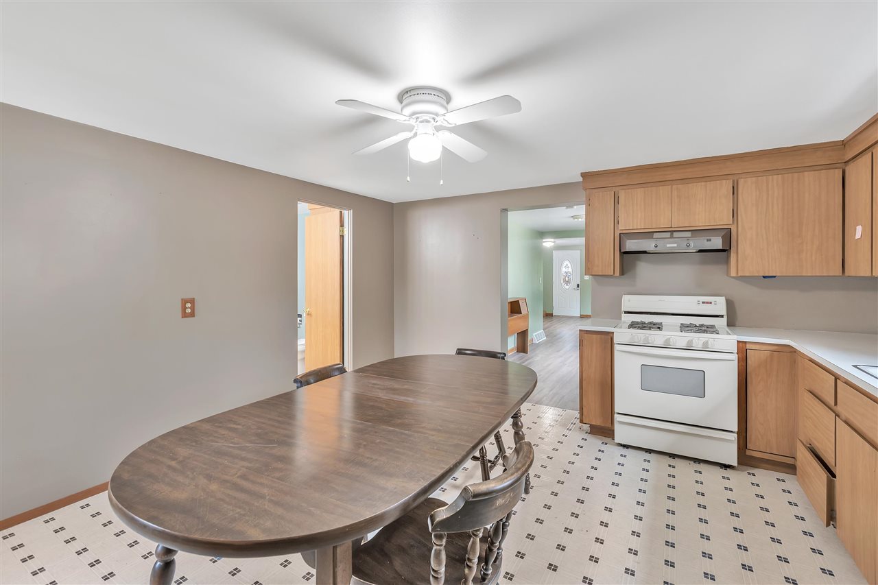 1512 S Van Buren St