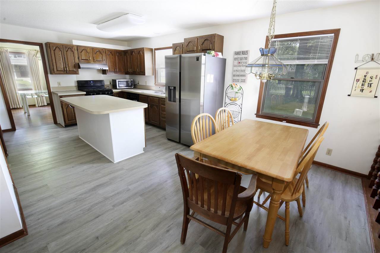 3001 Camberley Lane