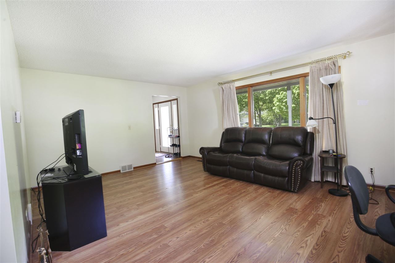 3001 Camberley Lane