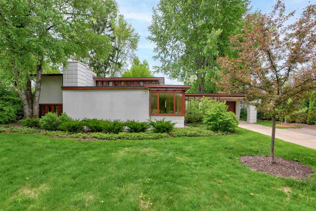 1411 W St. Andrews