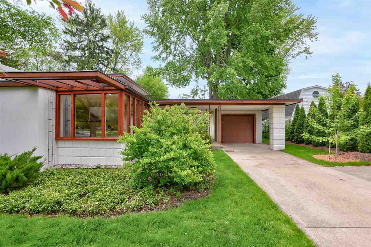 1411 W St. Andrews