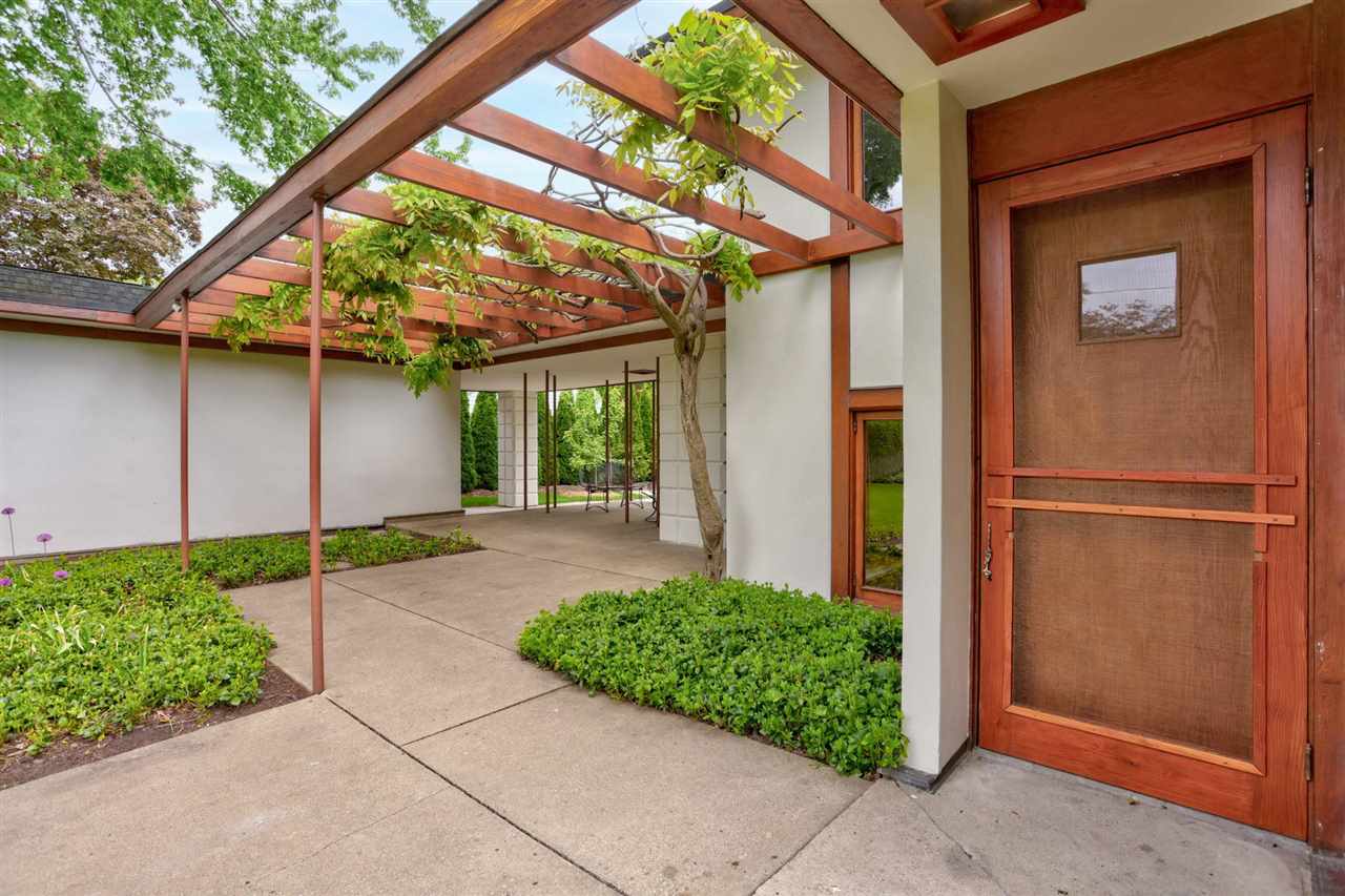 1411 W St. Andrews