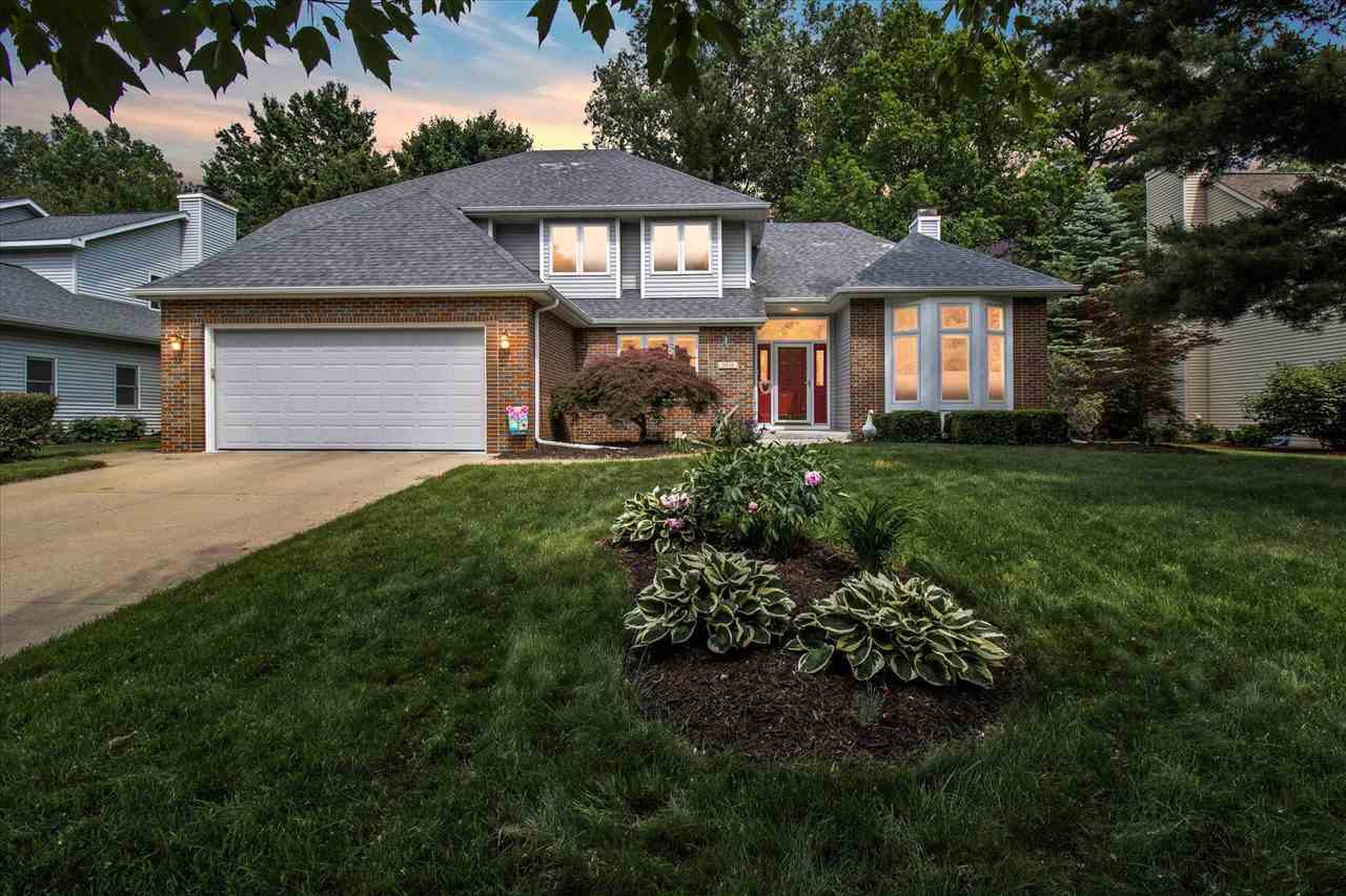 5018 Foxpoint Circle