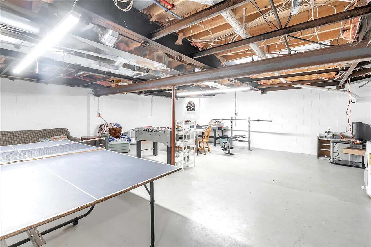 1051 Creek Road