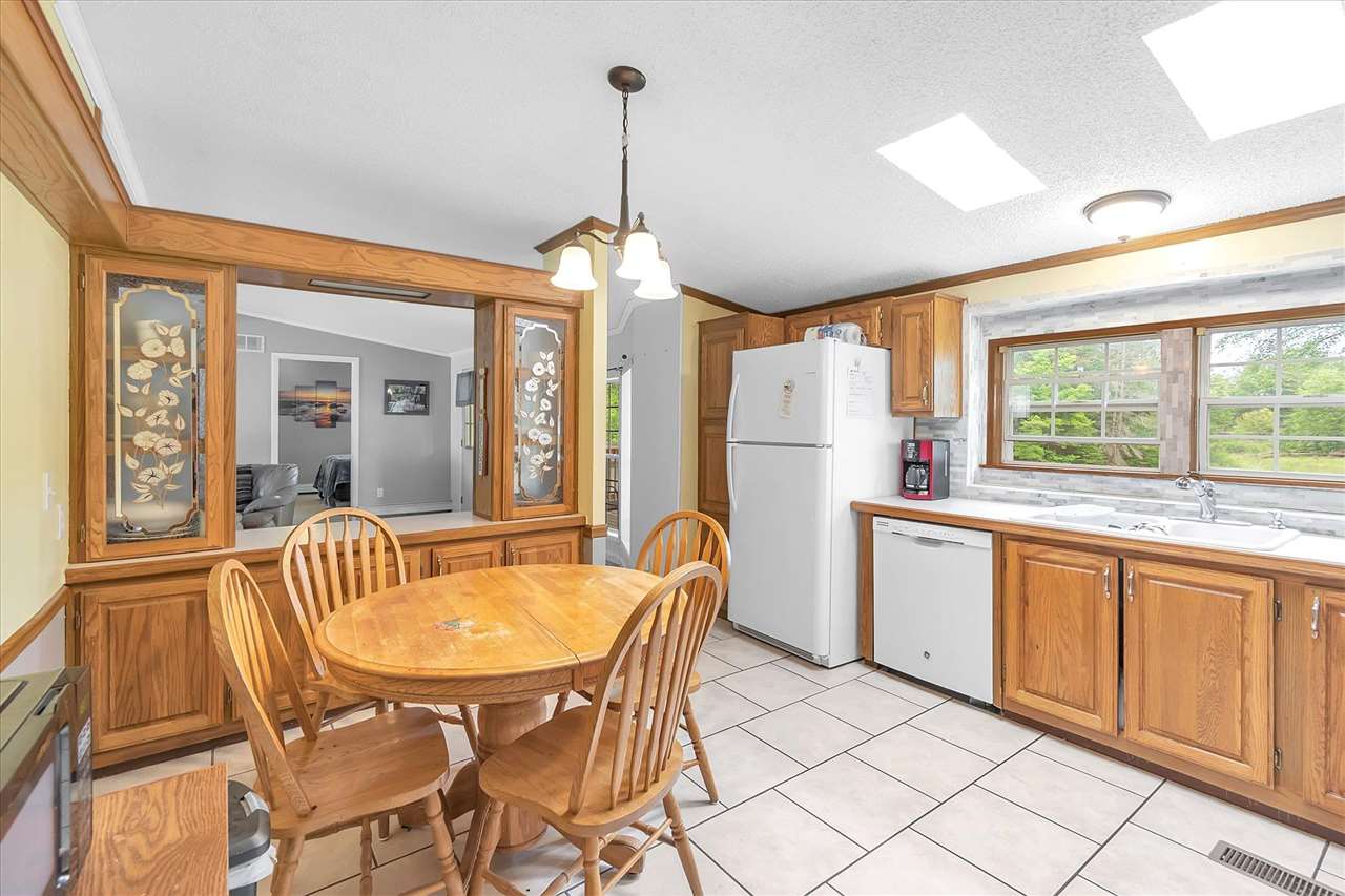 1051 Creek Road