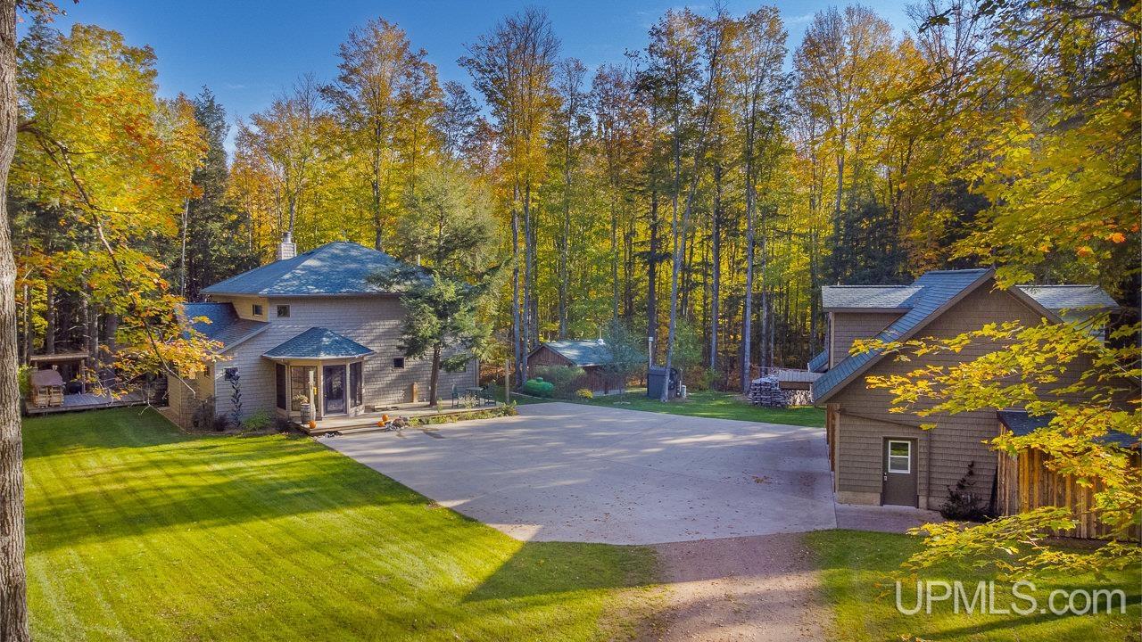 Great Lakes and Land Realty