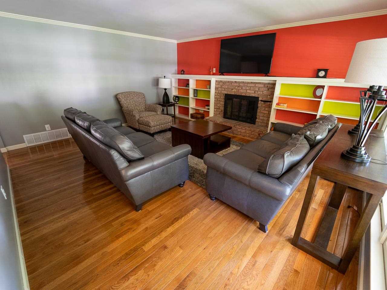 2214 Burlington Drive