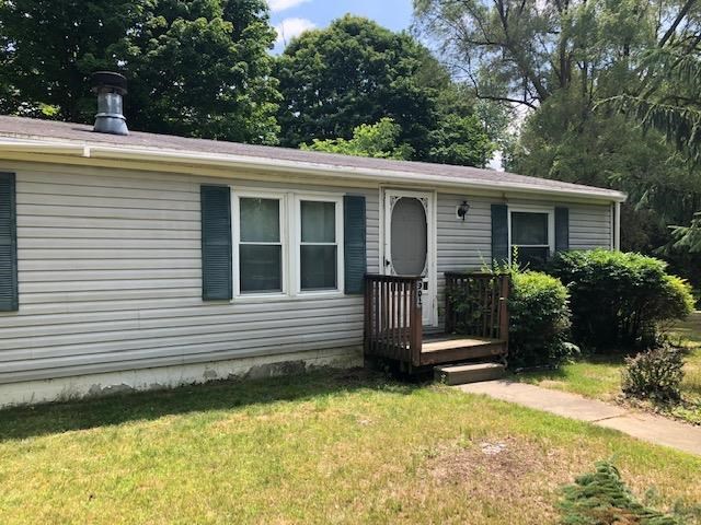 3 Bedroom, 2 bath home on full basement located in the City of Perry. Newer carpet 2021. Home needs some TLC but has great potential. Currently investment property. Home being sold AS-IS and is priced with updates in mind. Showings start on 7/2/2022 all offers to be reviewed on 7/7/2022 at 9PM. Seller is a licensed real estate agent.