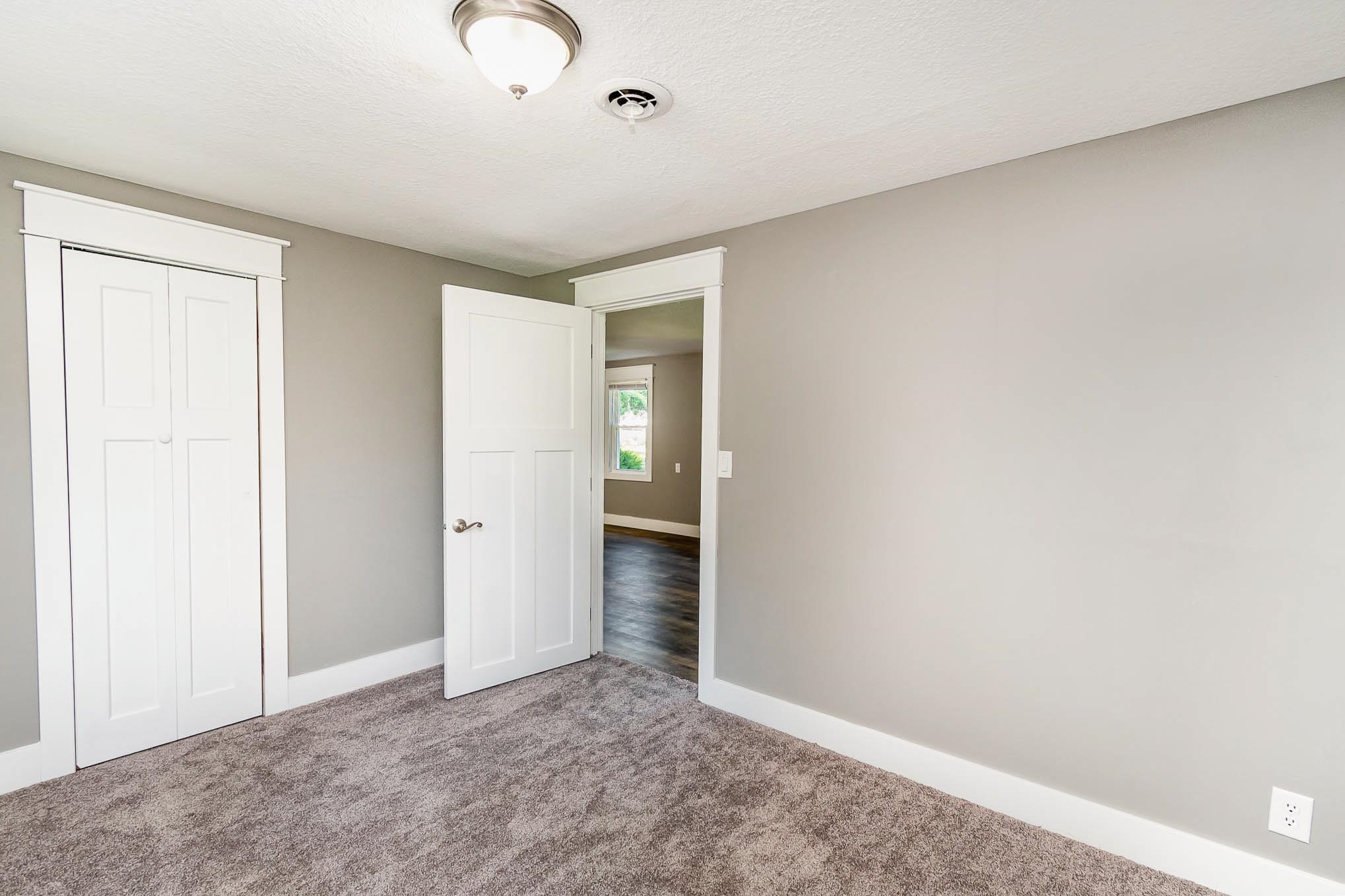 45 S Westlawn