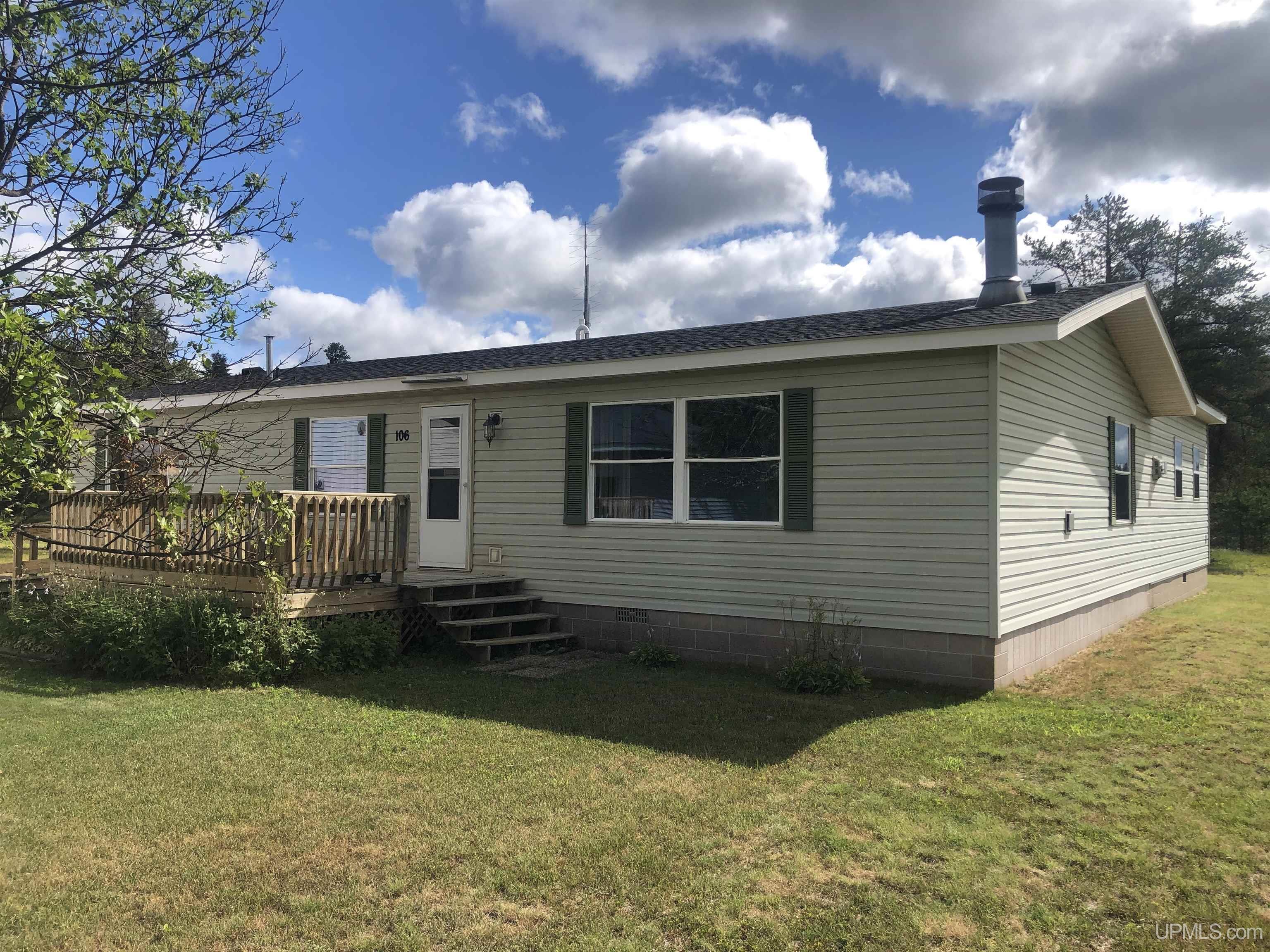 Upper Peninsula Real Estate from Great Lakes and Land Real Estate Co