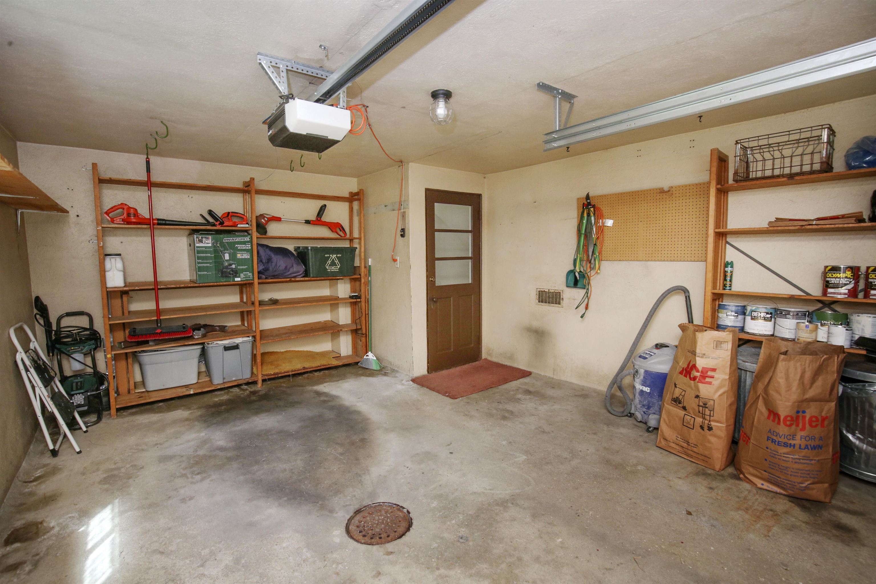 609 Fillmore Pl