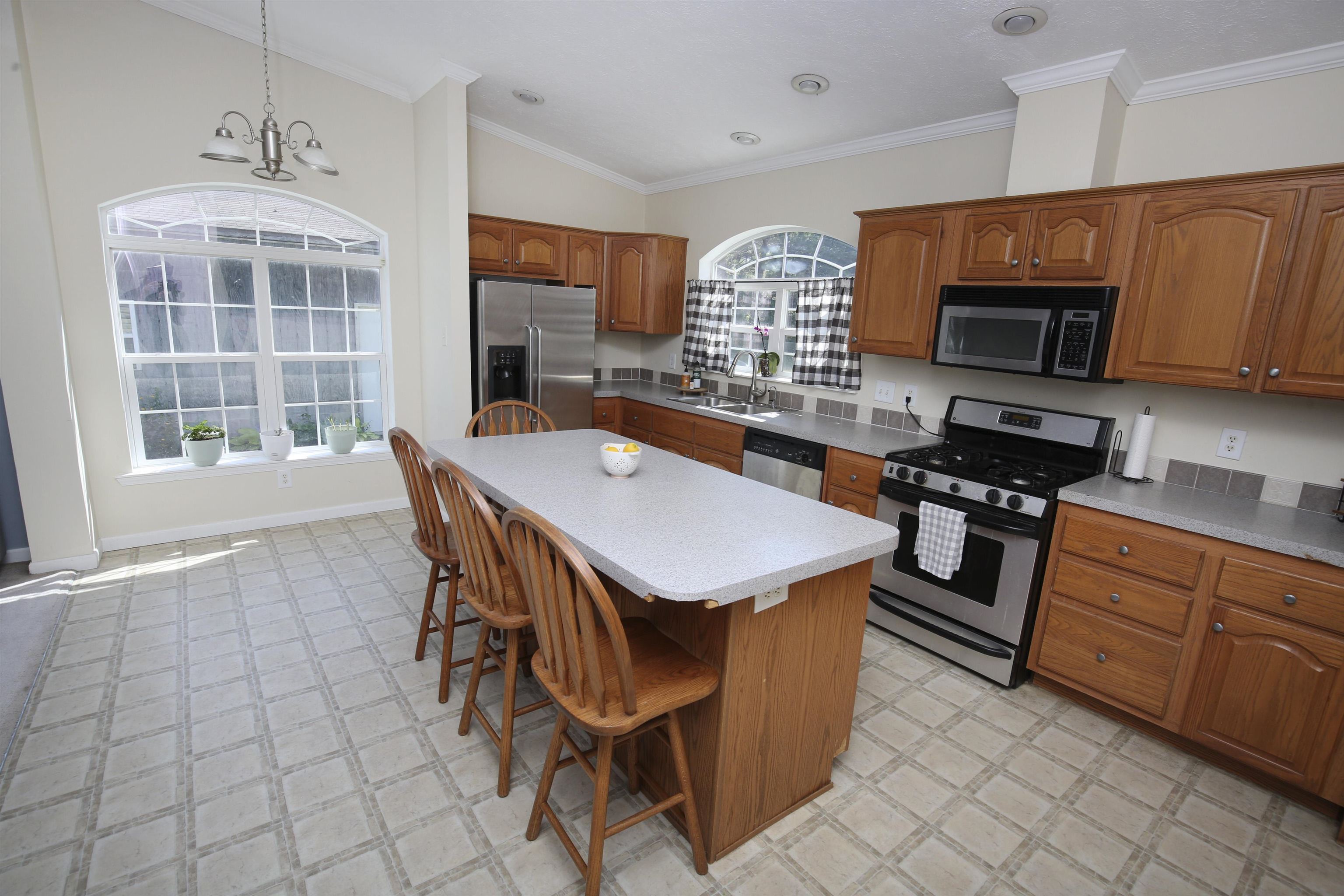 175 McCulloch Rd