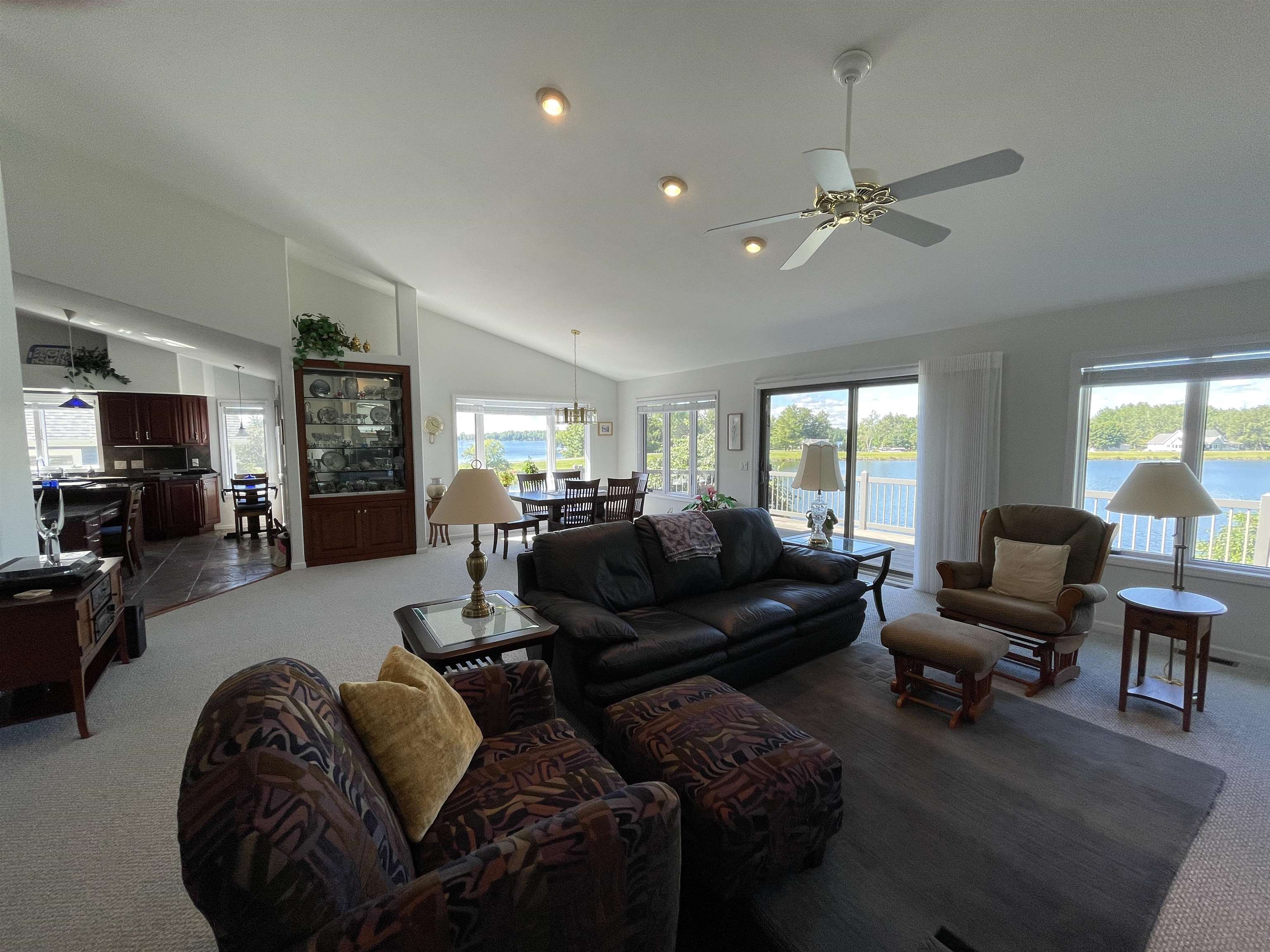 5133 WINSOR WAY