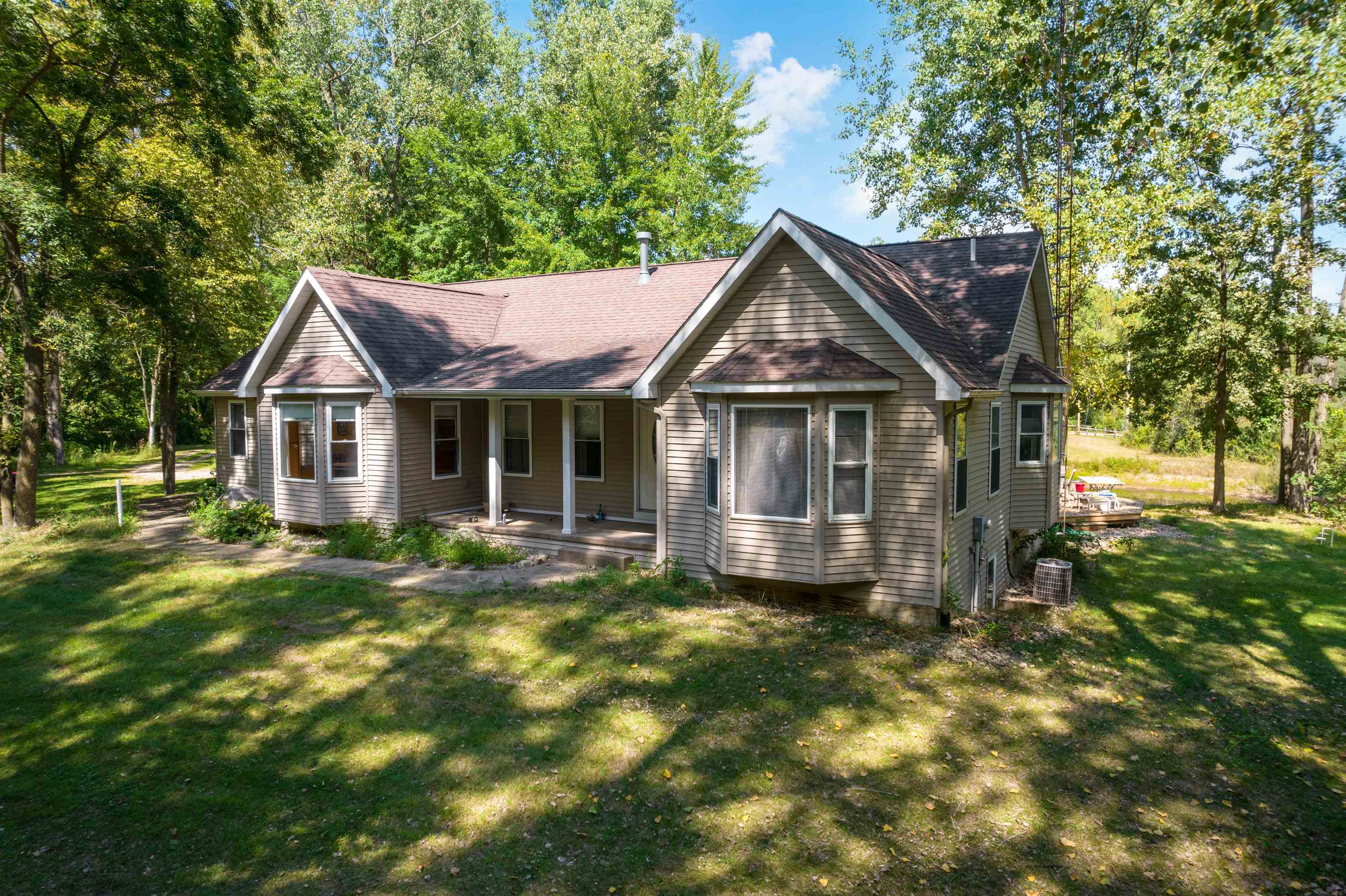 6271 S SHERIDAN ROAD, DURAND, MI 48429