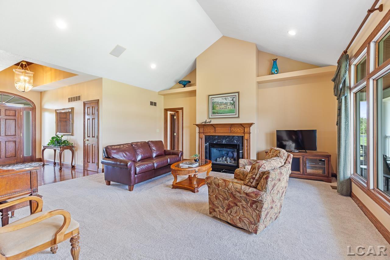 3883 Emery Rd
