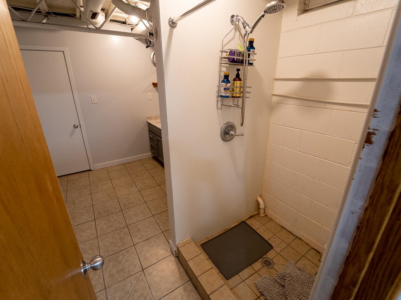 3207 Kentwood Drive