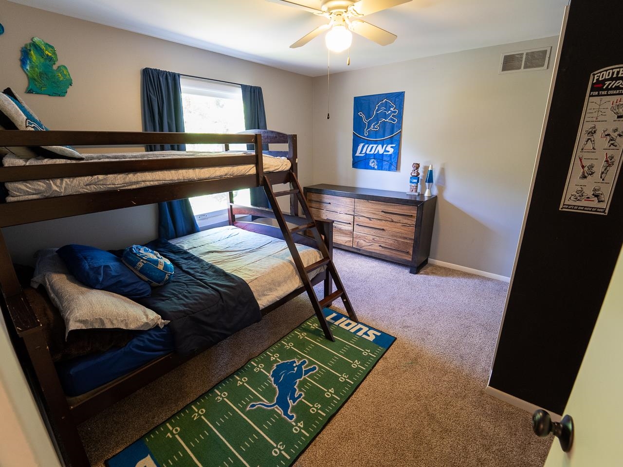 1413 Brentwood Dr