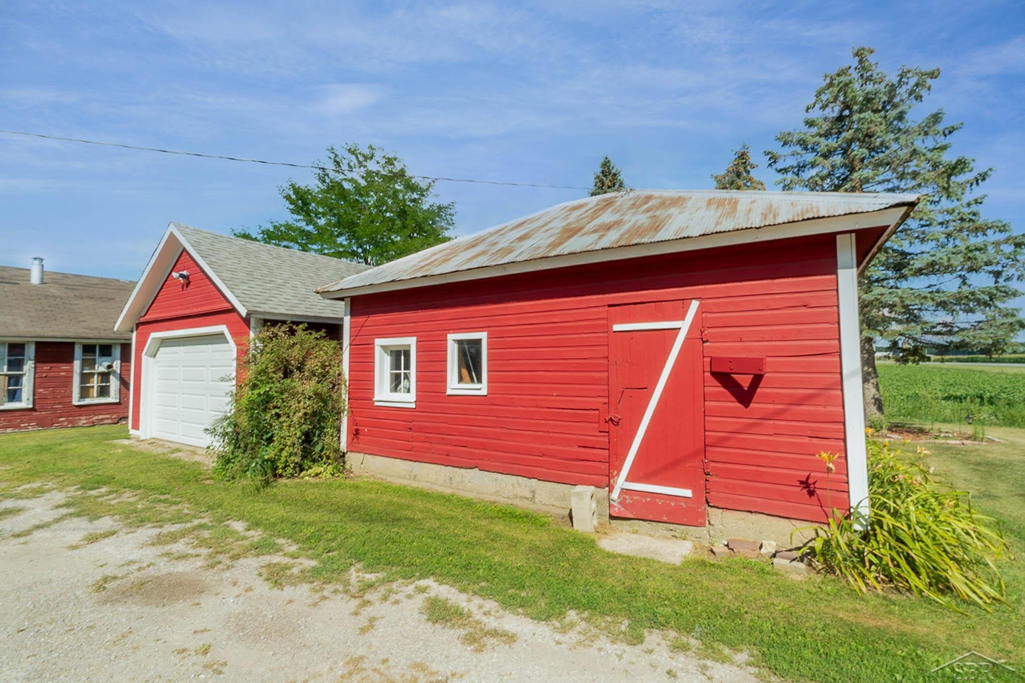 12855 JUNCTION, FRANKENMUTH, MI 48734