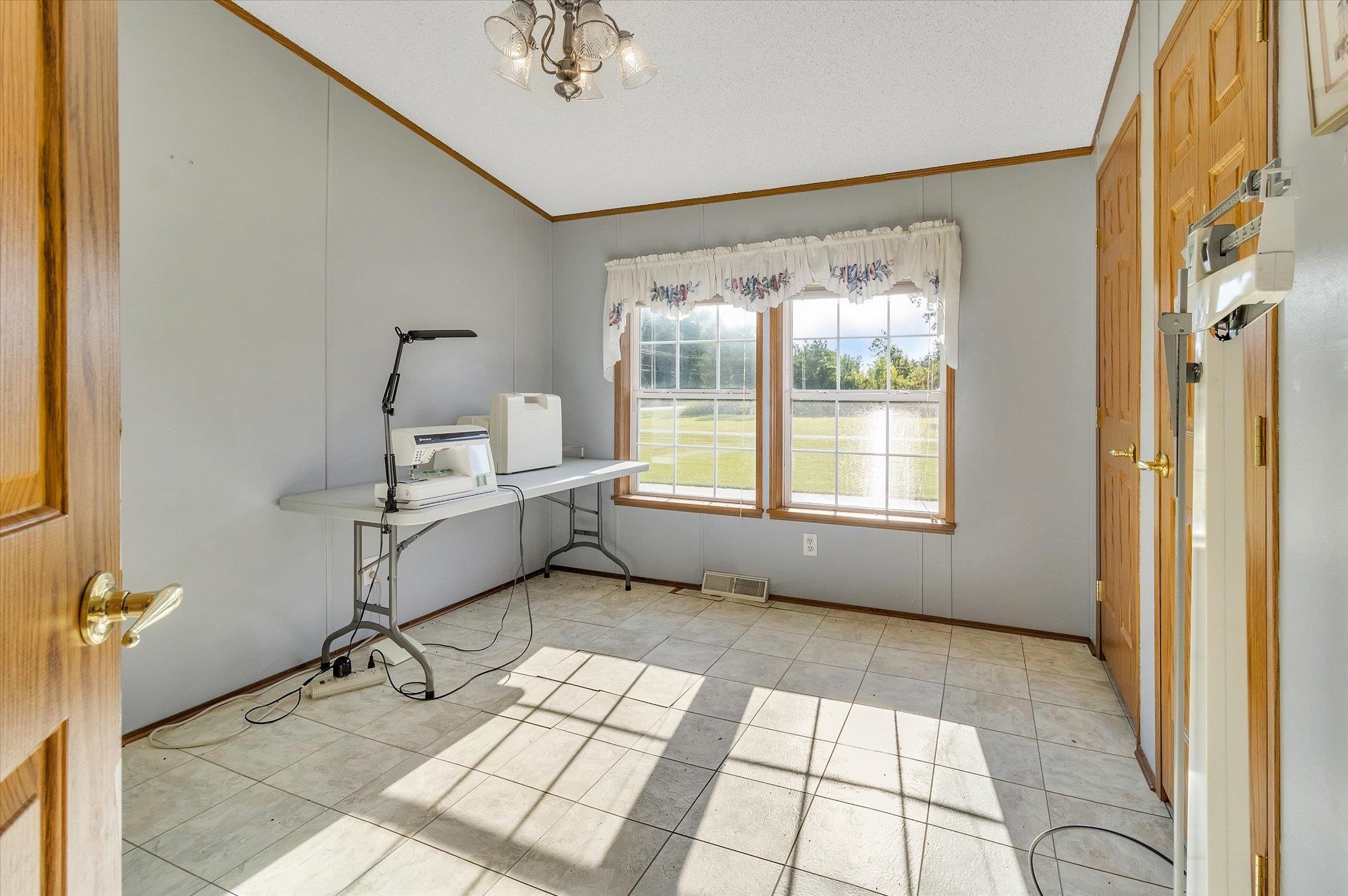 3294 W Dale Road