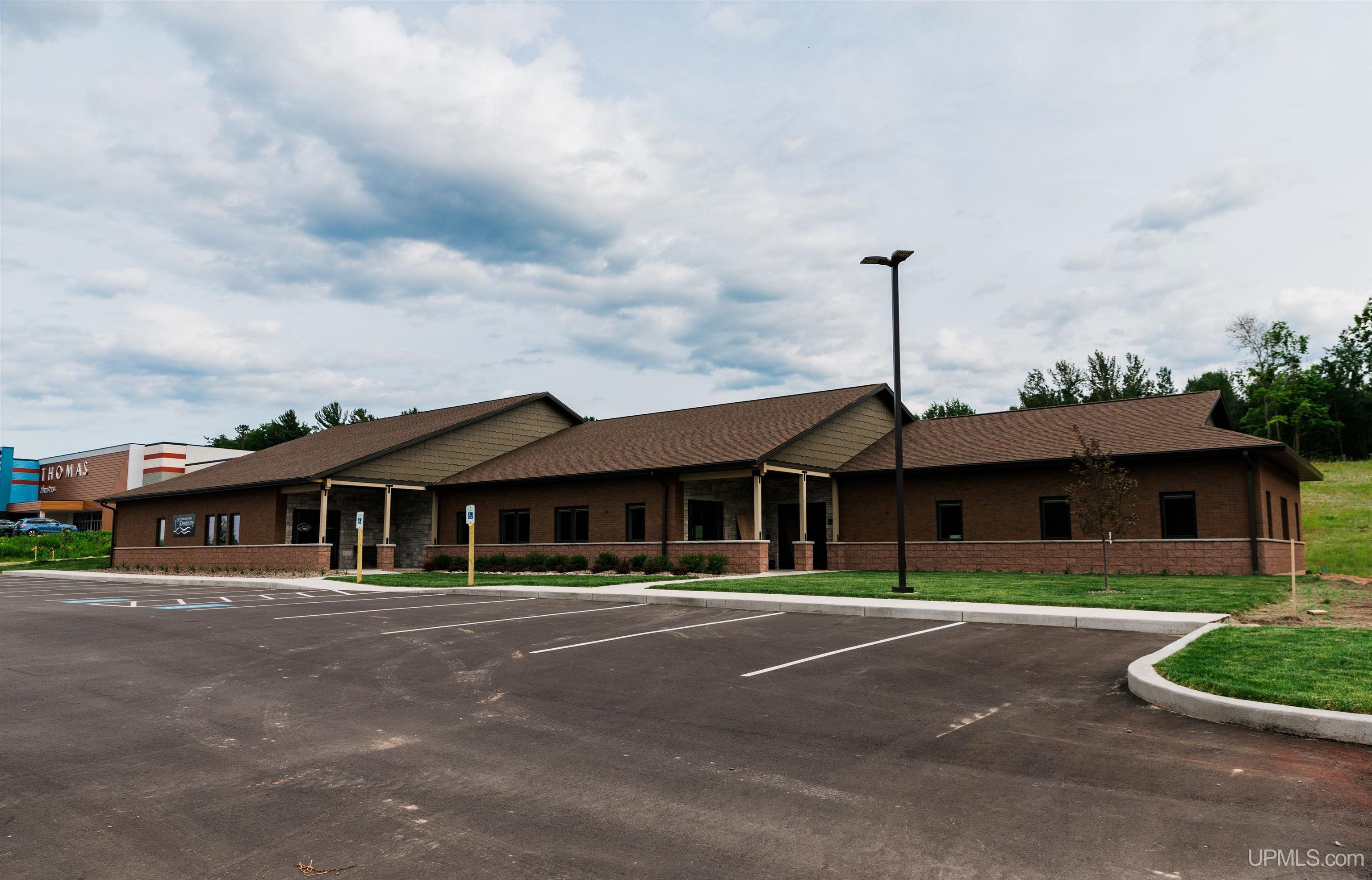 Commercial Listing MLS Number 50088935