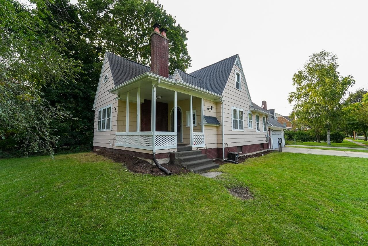 111 Helen Street