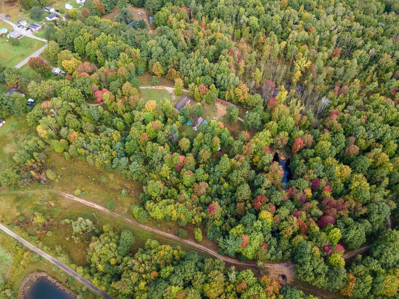 976 N Eleven Mile Road