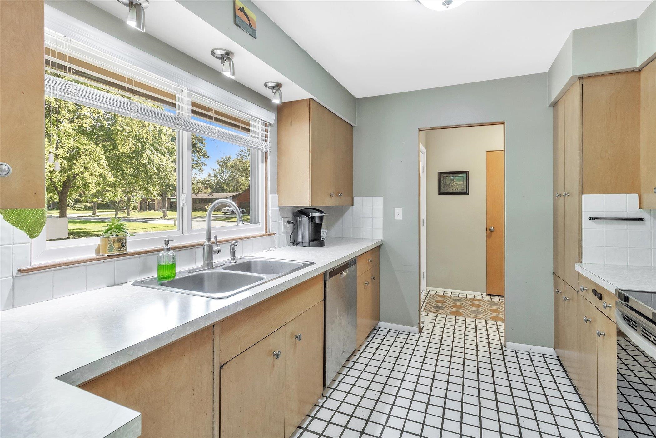 4603 Roanoke Court