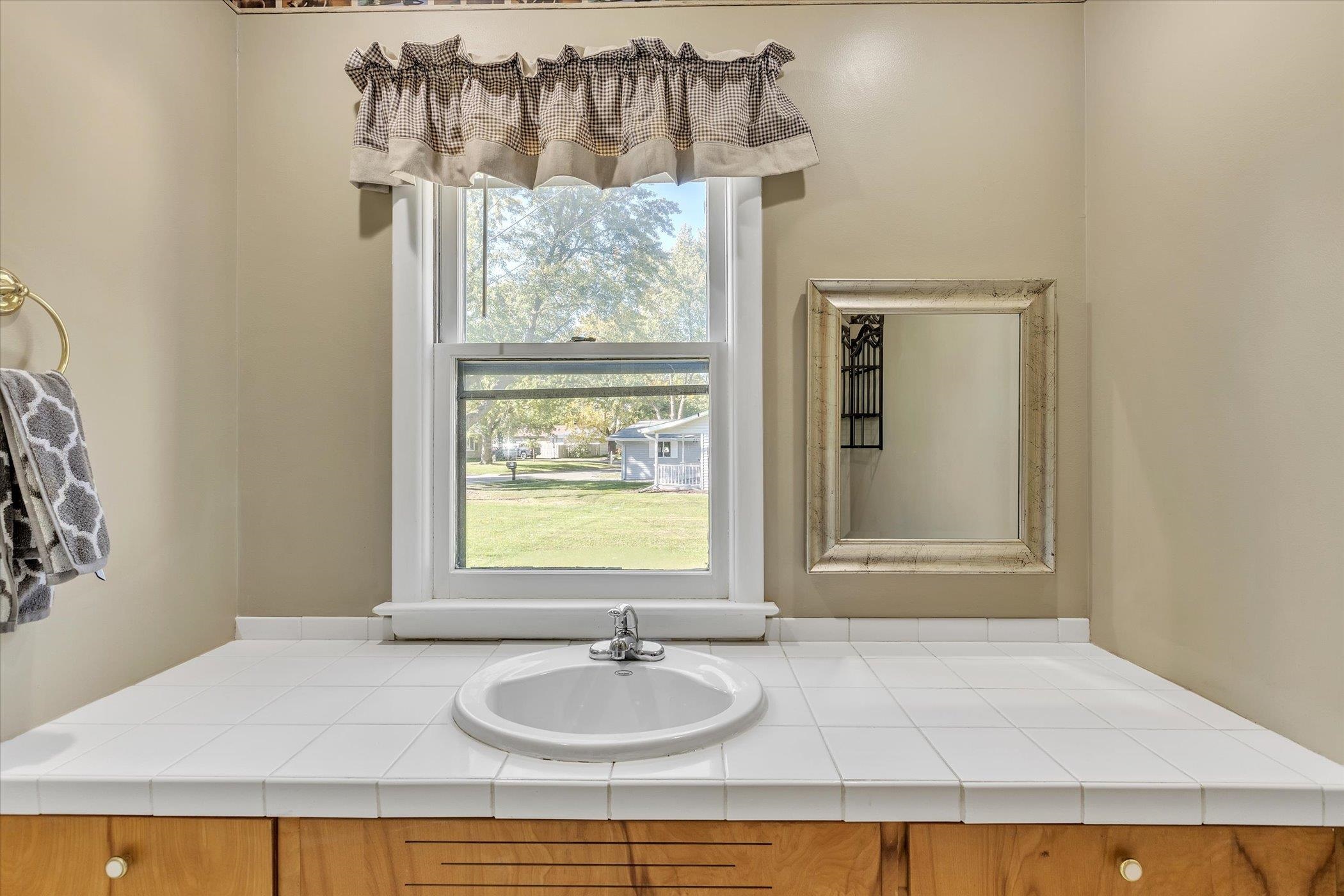 206 Cedar Ct