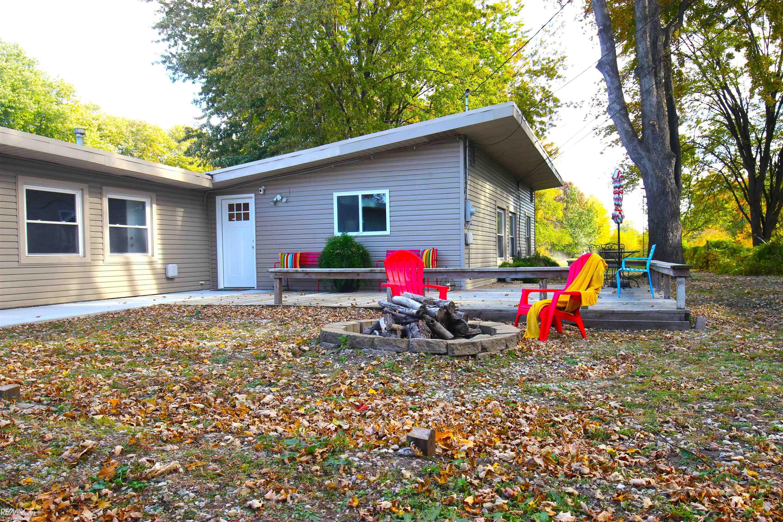 35600 Union Lake Rd, Harrison Twp, MI 48045