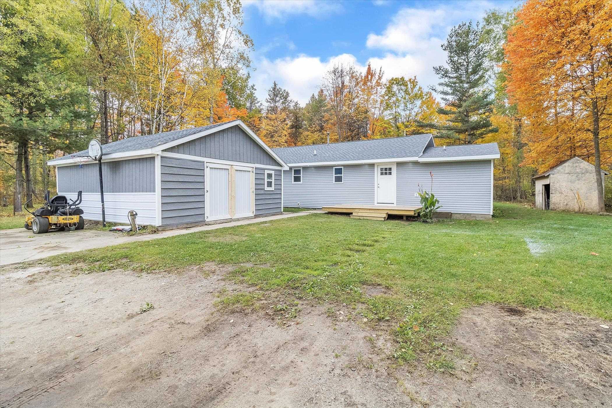 3667 Calhoun Road