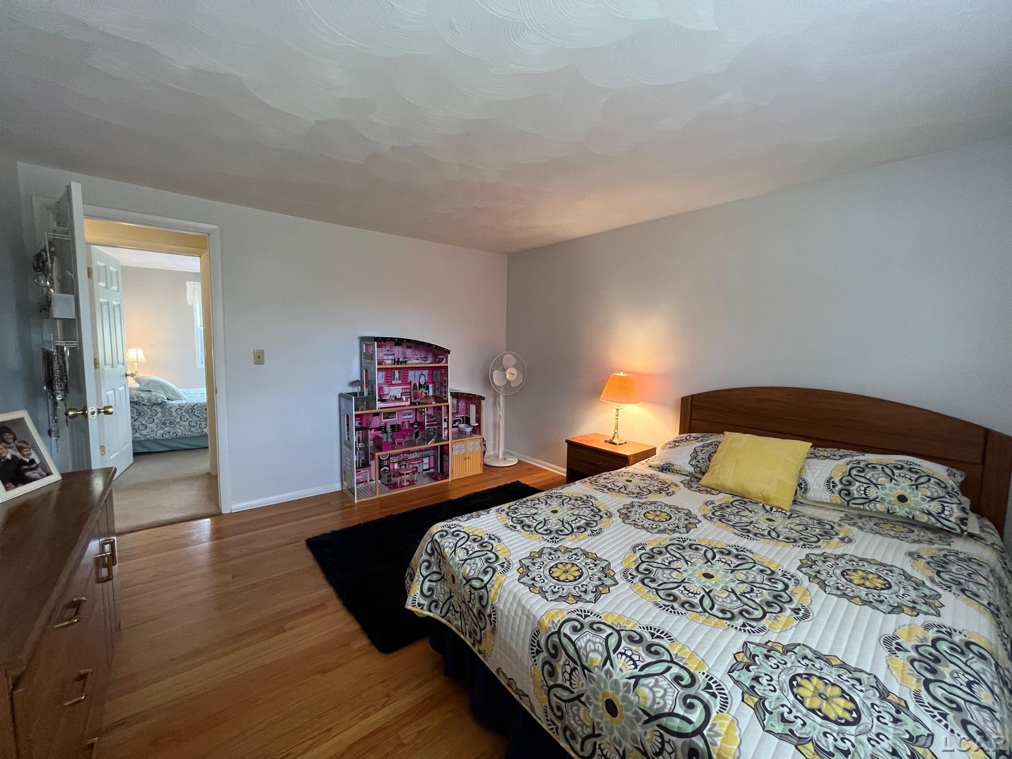 1195 Auborne Rd