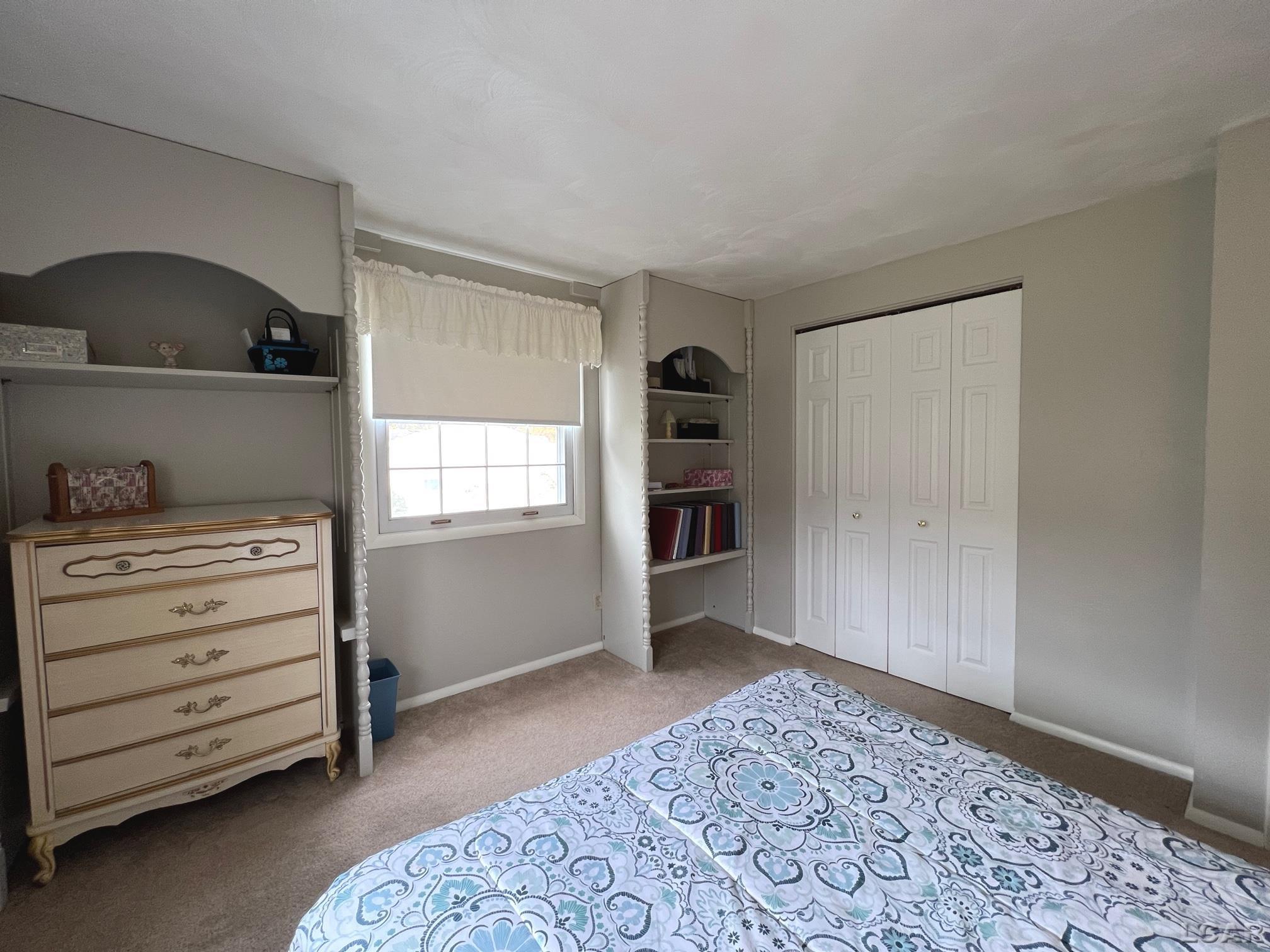 1195 Auborne Rd