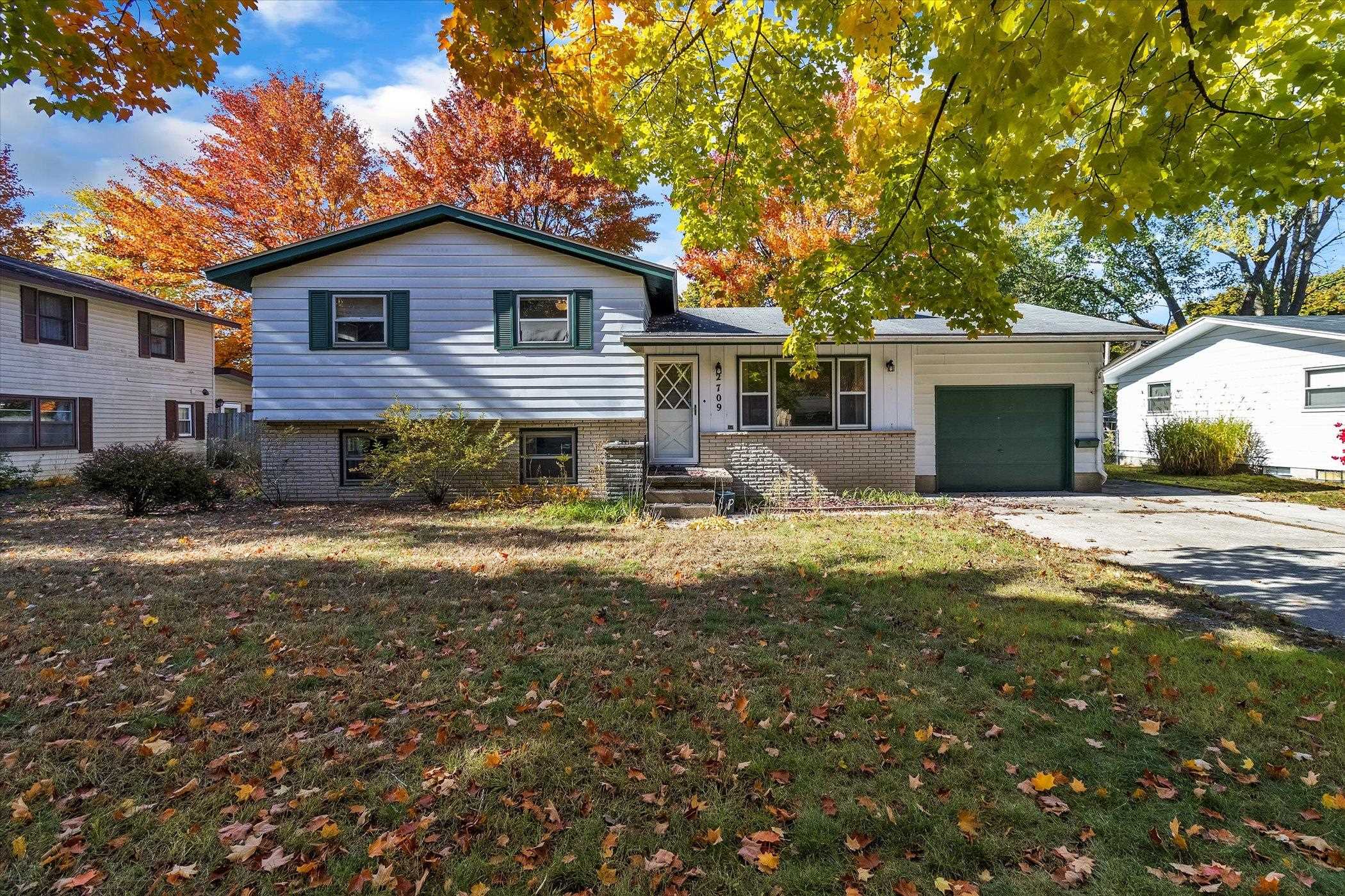 2709 Dawn Drive