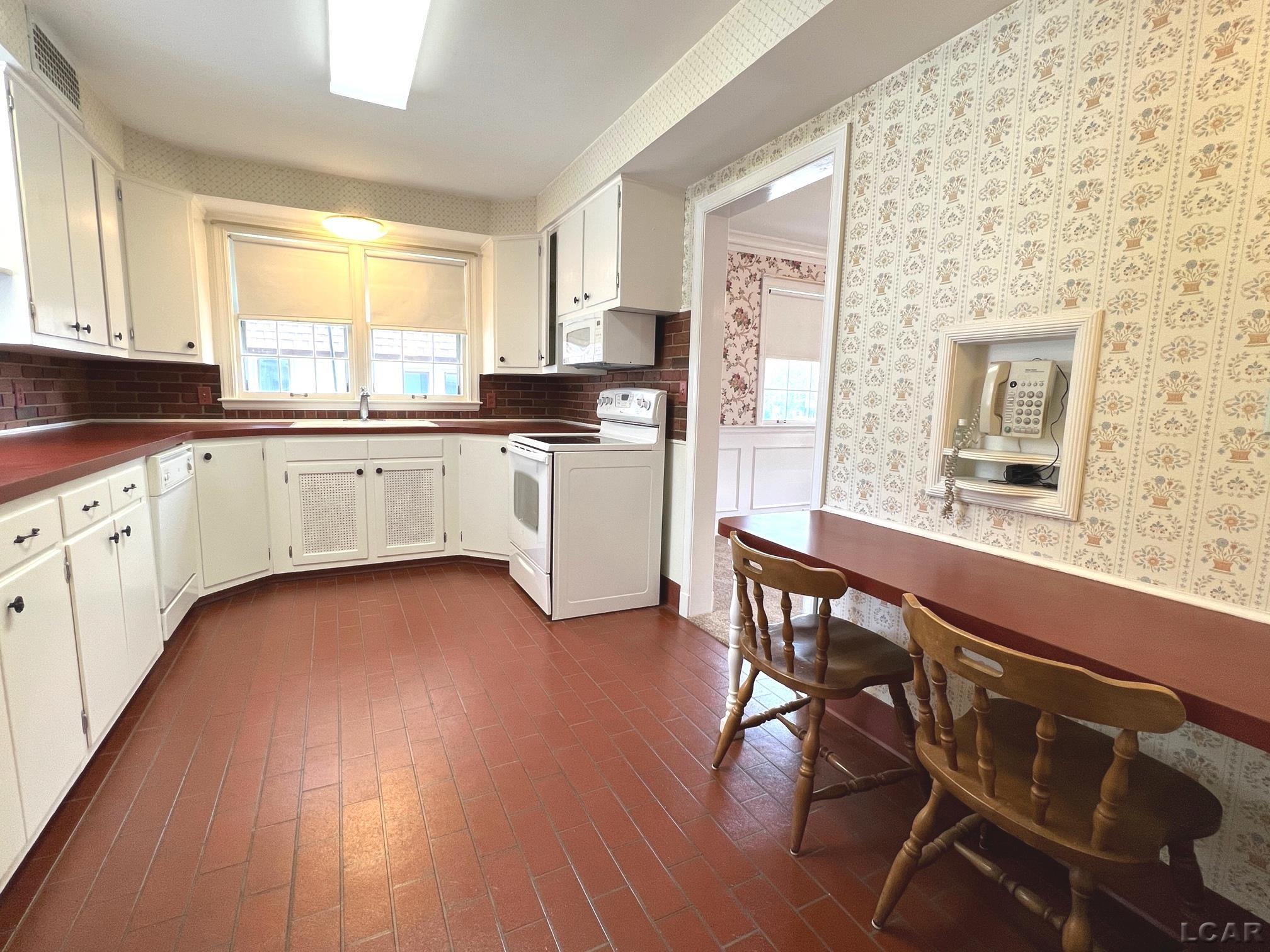 2 Scott Ct