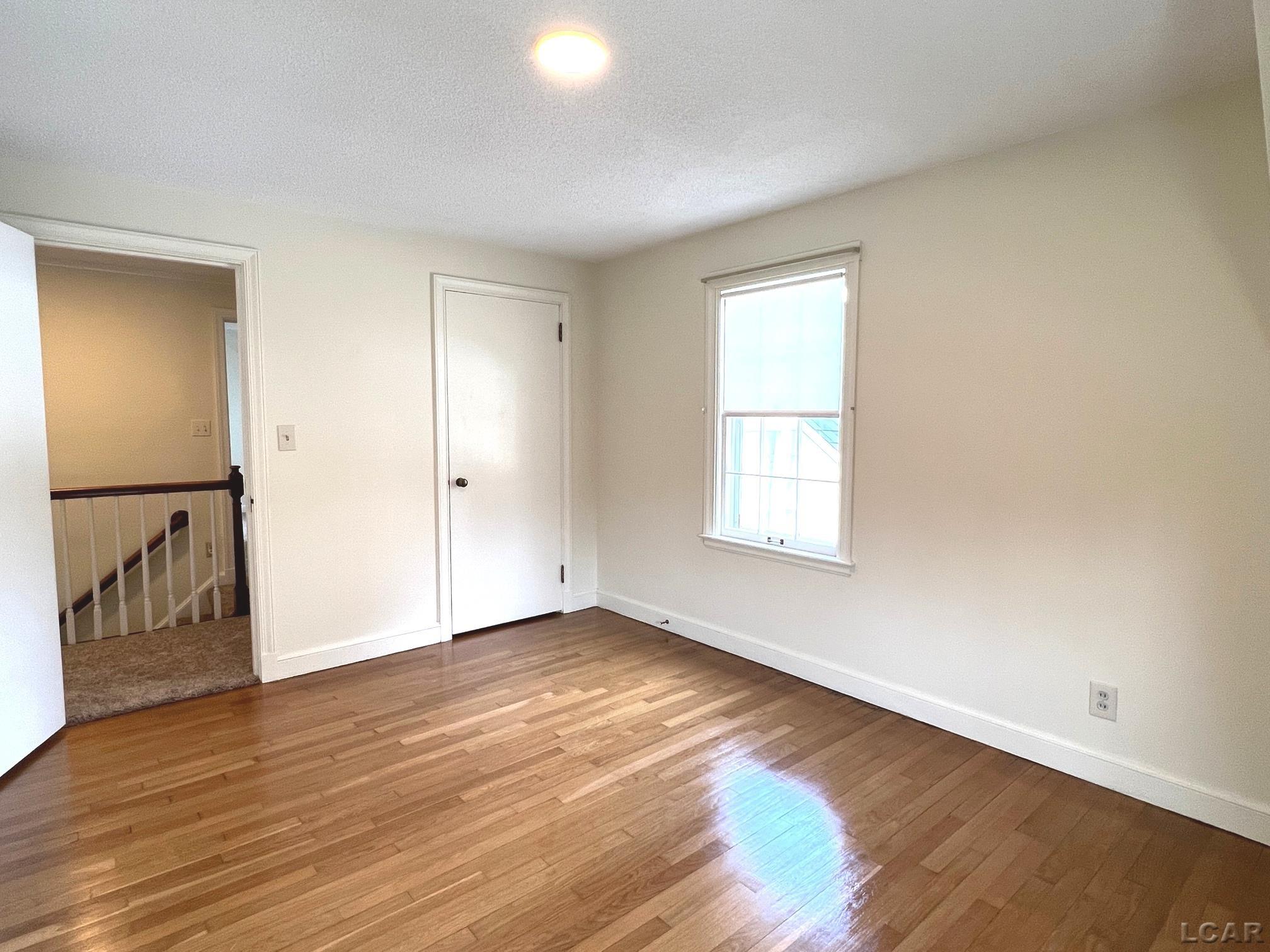 2 Scott Ct