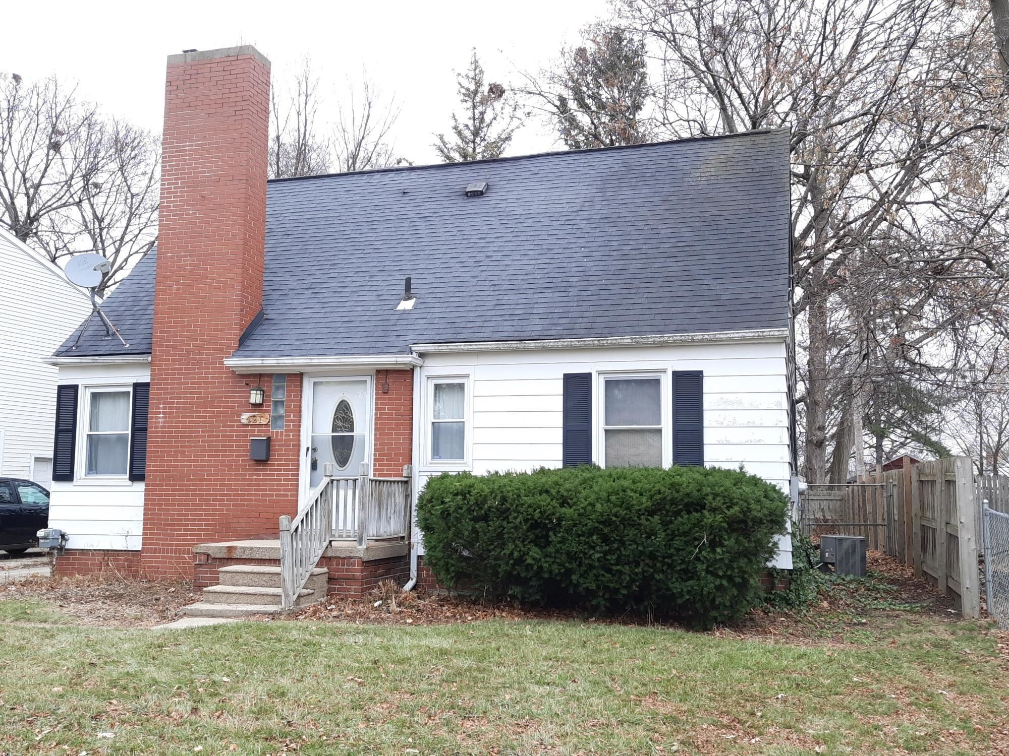 421 Greenfield, Flint, MI 48503