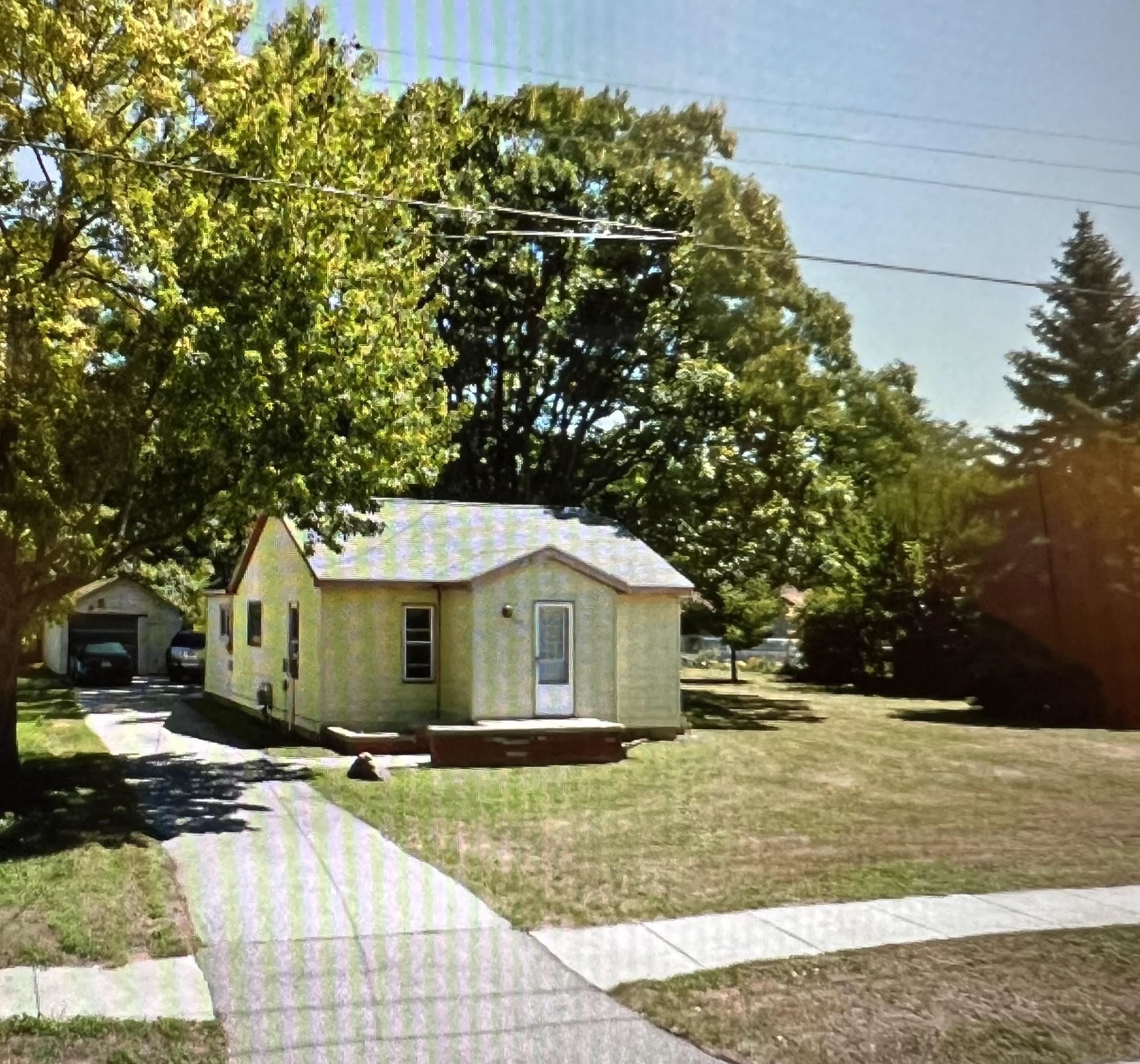 408 Hemlock Street