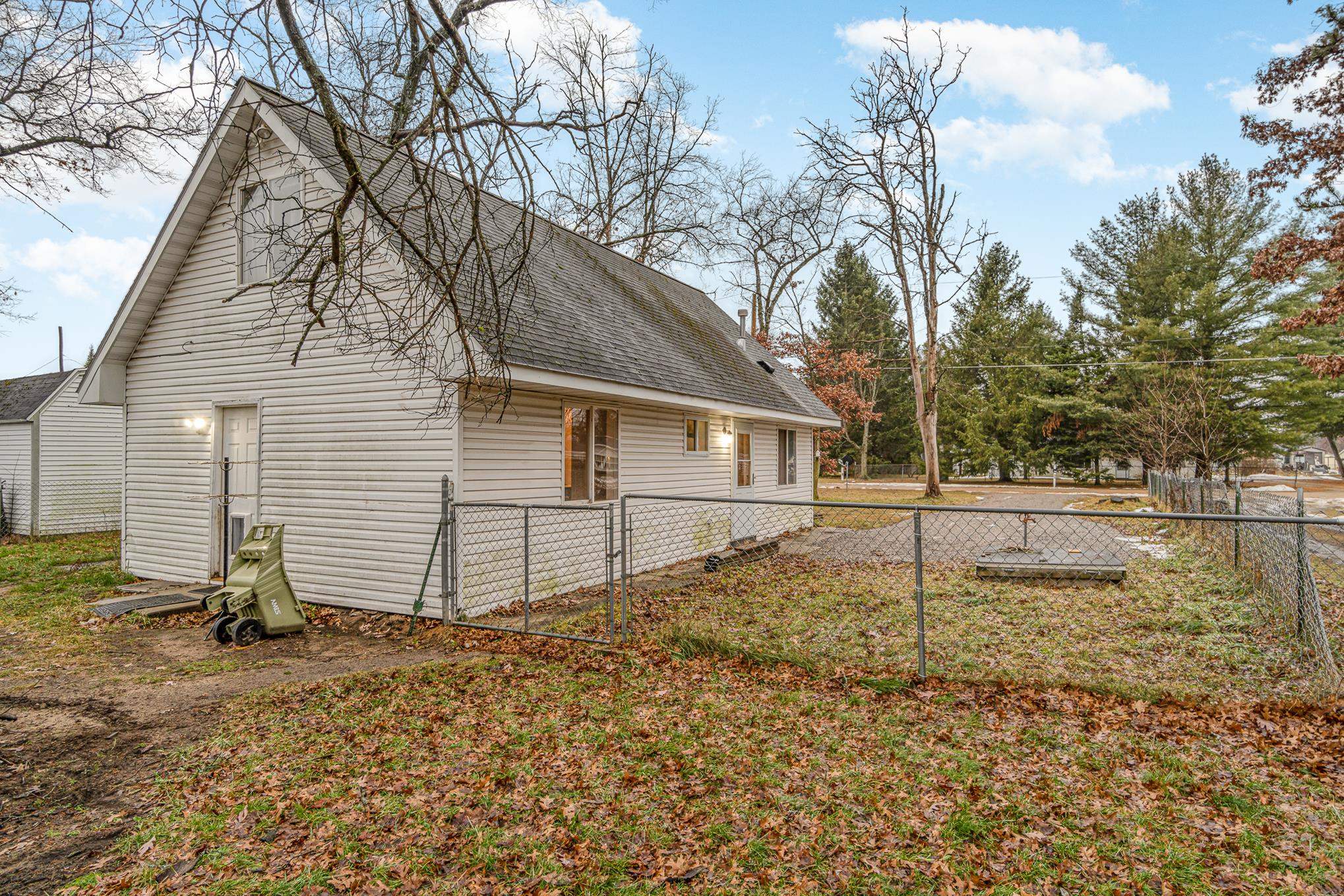 4144 Oak Flats Road