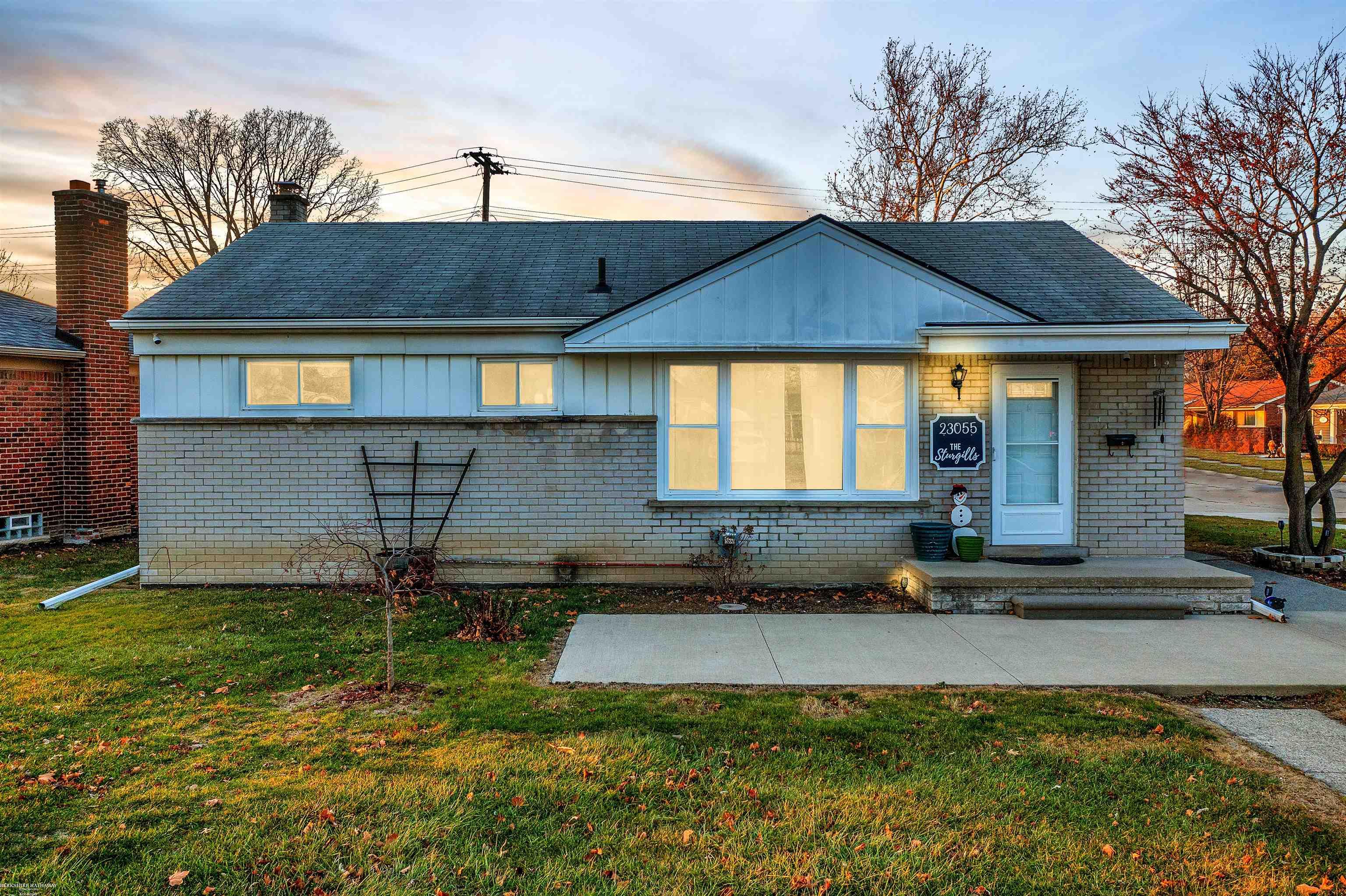 23055 Kipling, Saint Clair Shores, MI 48080